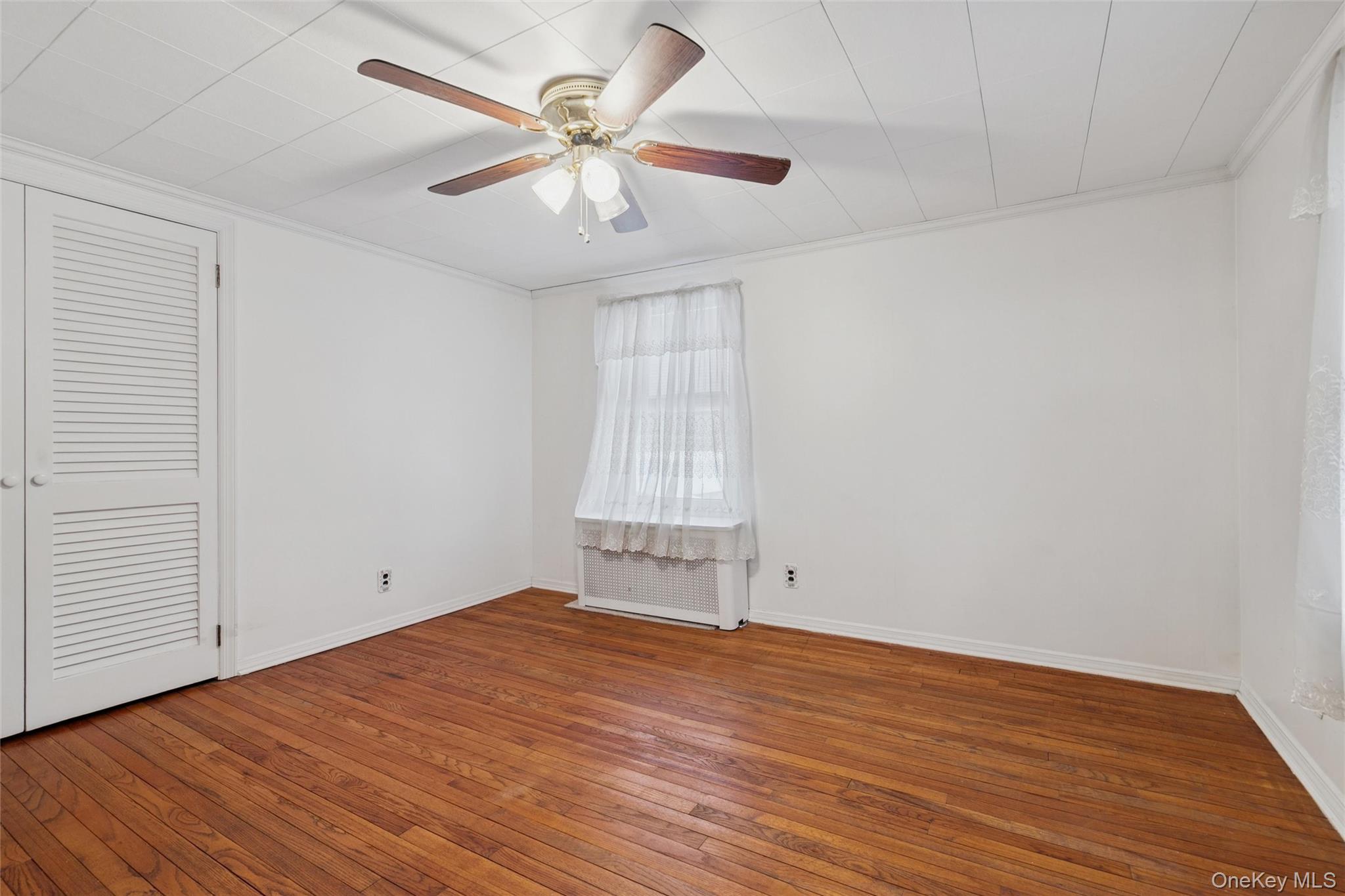 #17 photo, 6 Oak Street, Саффолк ‖ Saint James , NY 11780