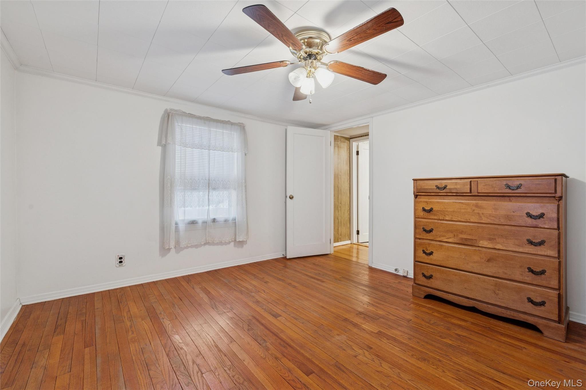 #18 photo, 6 Oak Street, Саффолк ‖ Saint James , NY 11780