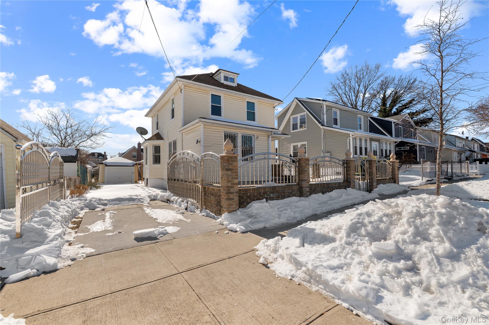 #2 photo, 21706 131st Avenue, Куинс ‖ Springfield Gardens , NY 11413