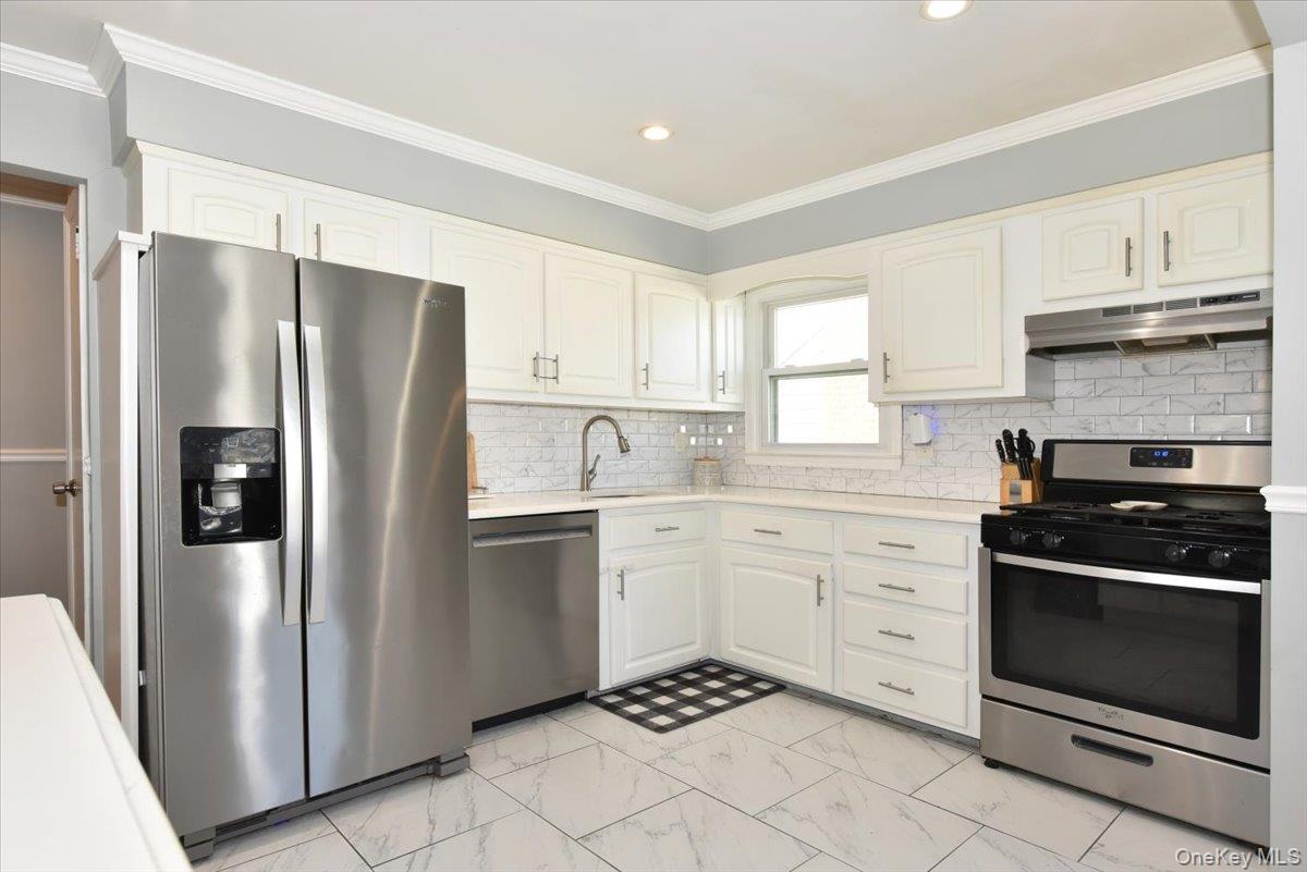 #10 photo, 151 Norwood Avenue, Нассау ‖ Malverne , NY 11565