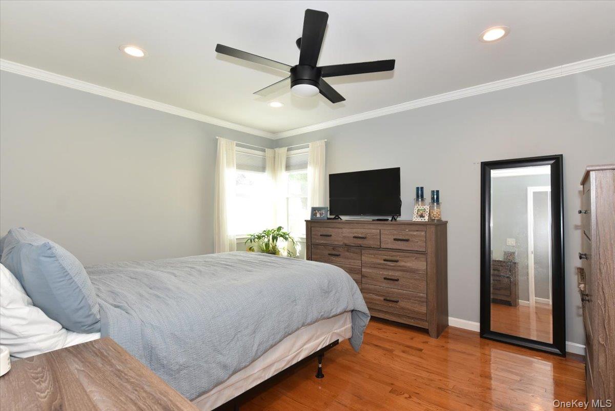 #11 photo, 151 Norwood Avenue, Нассау ‖ Malverne , NY 11565