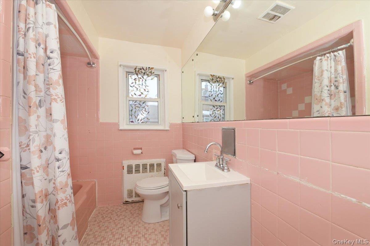 #12 photo, 14112 250th Street, Rosedale , NY 11422