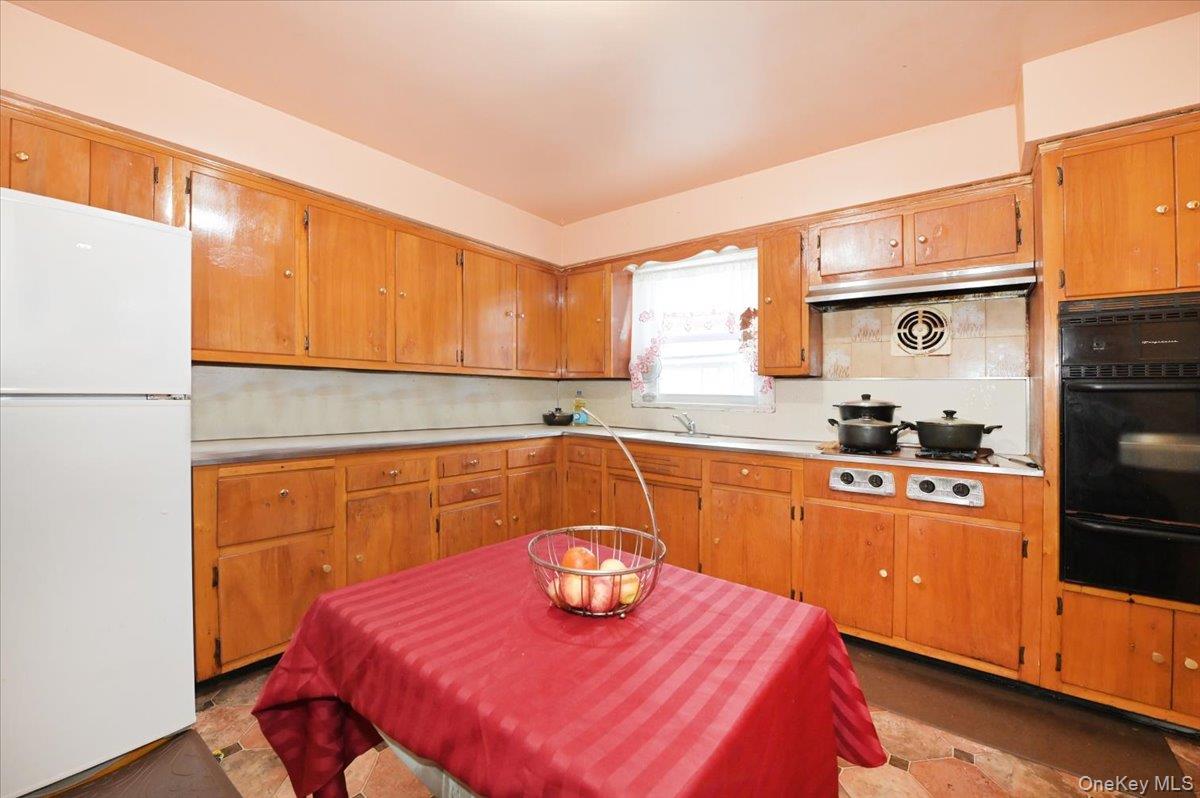 #16 photo, 14112 250th Street, Rosedale , NY 11422