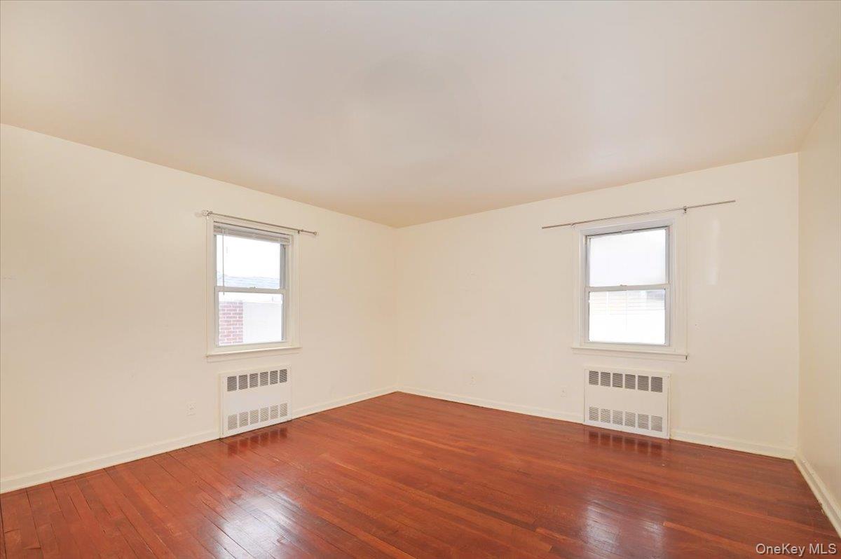 #9 photo, 14112 250th Street, Rosedale , NY 11422