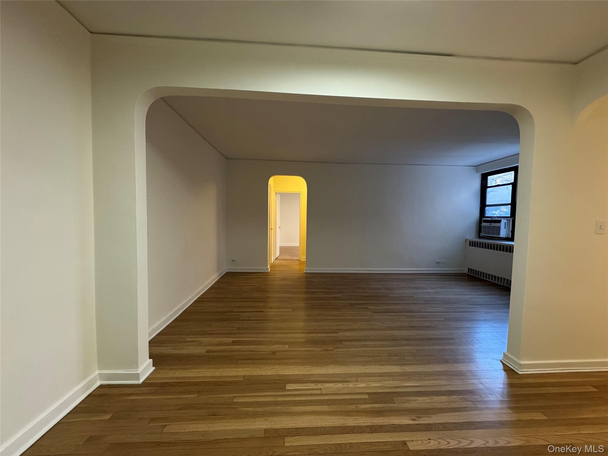 #1 photo, 6735 Yellowstone Boulevard, 뉴욕퀸즈 Forest Hills , NY 11375