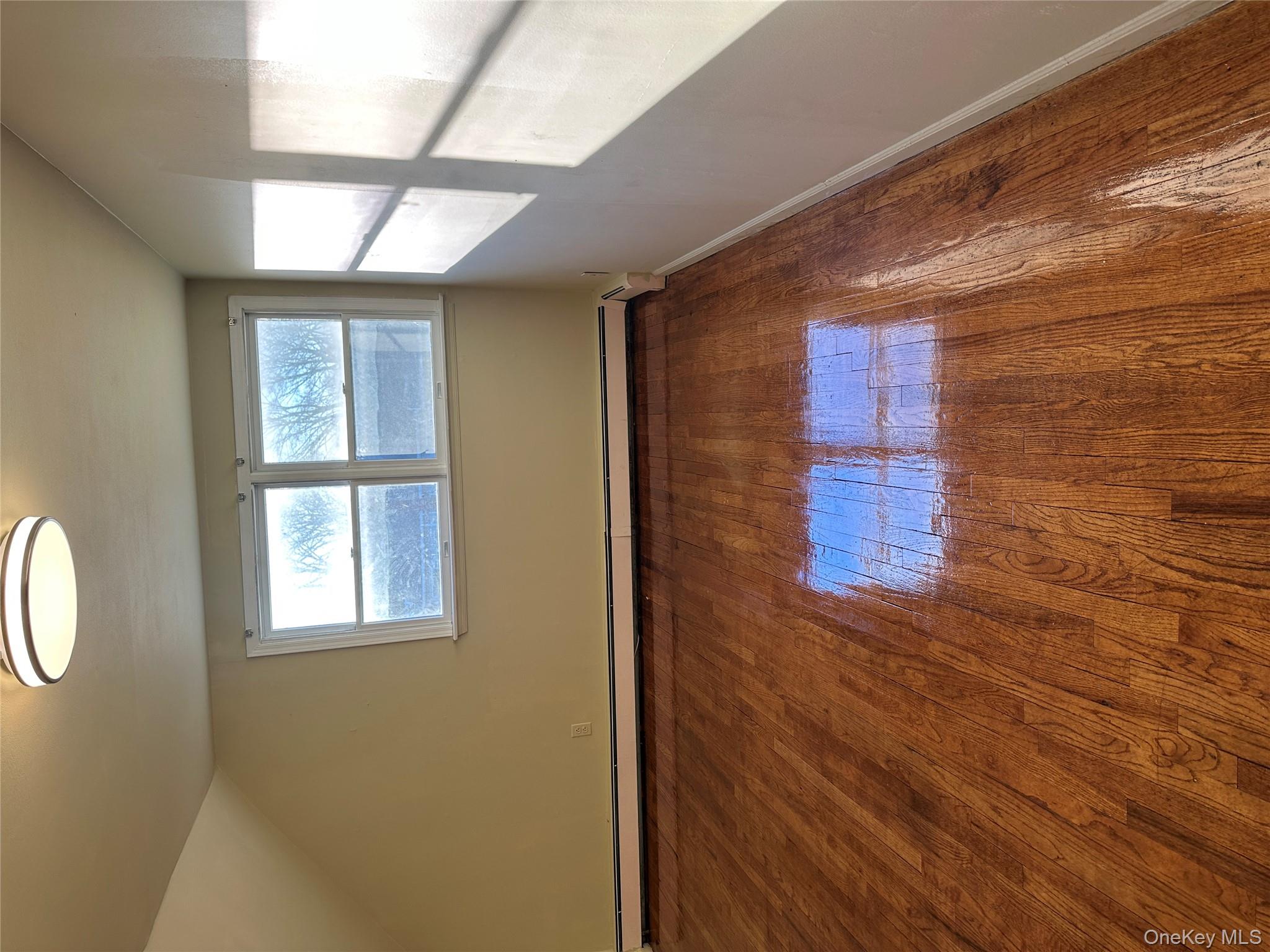 #5 photo, Islip Terrace, Islip Terrace , NY 11752