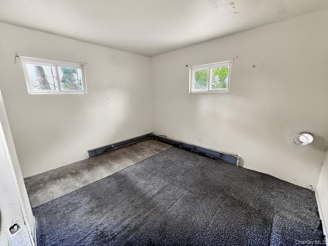 #10 photo, 108 Suffolk Avenue, מחוז סאפוק Brentwood , NY 11717