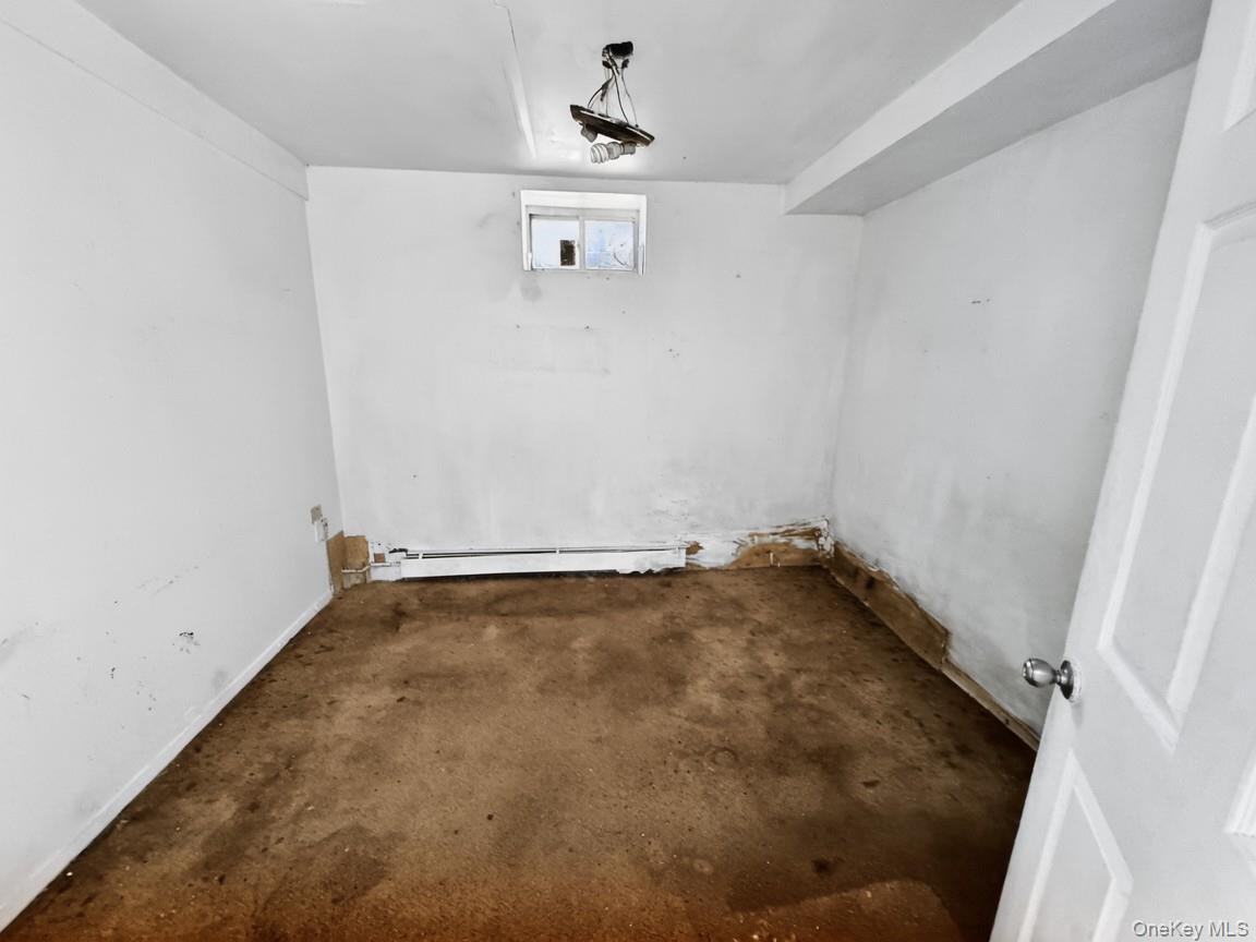 #17 photo, 108 Suffolk Avenue, מחוז סאפוק Brentwood , NY 11717