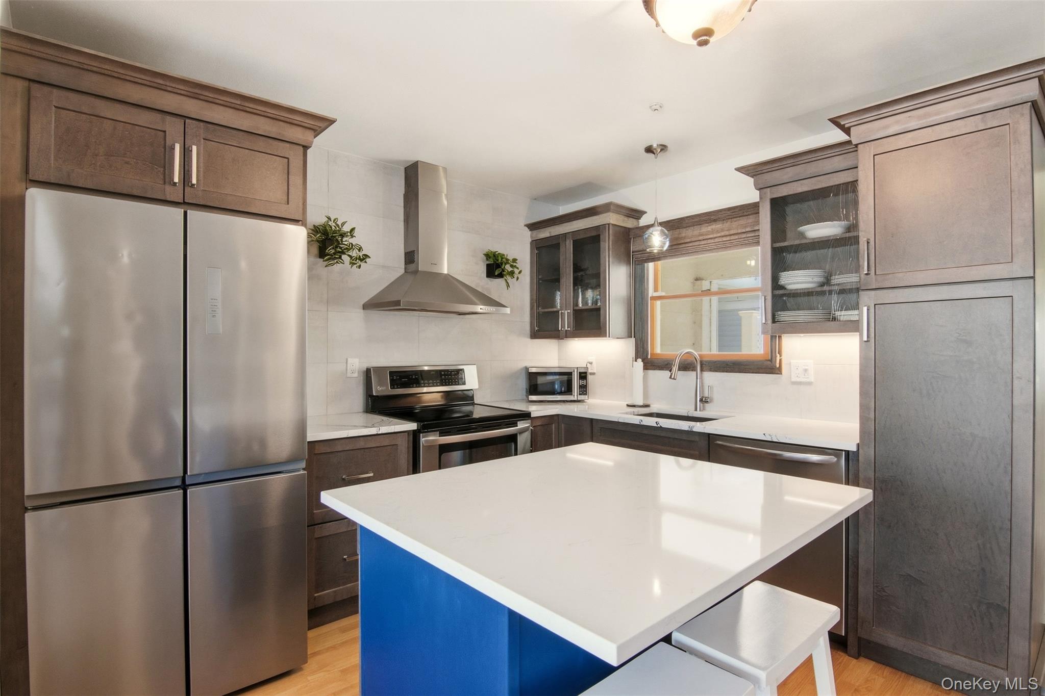 #10 photo, 27 Hearthside Drive, Mount Sinai , NY 11766