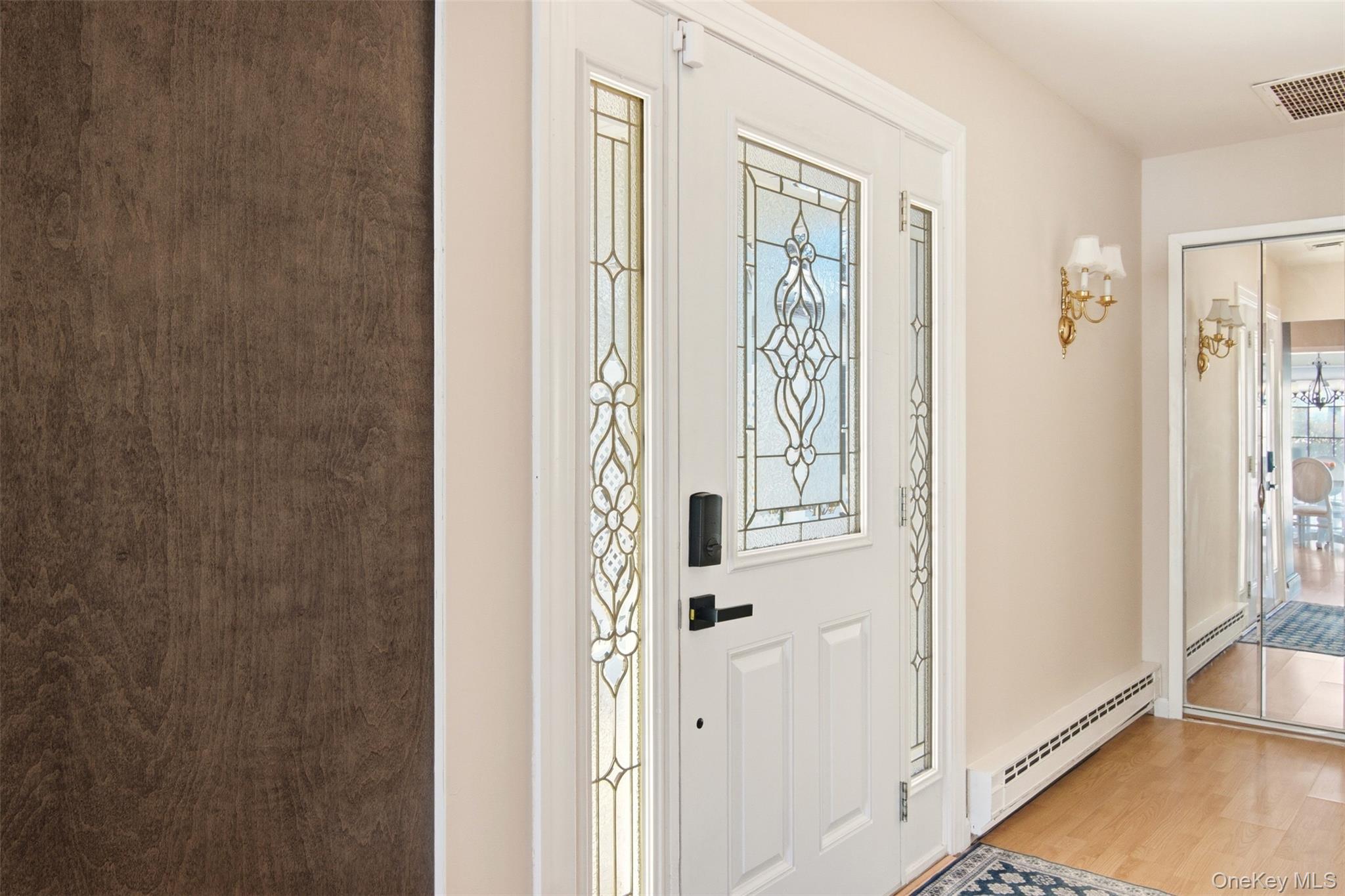 #2 photo, 27 Hearthside Drive, Mount Sinai , NY 11766