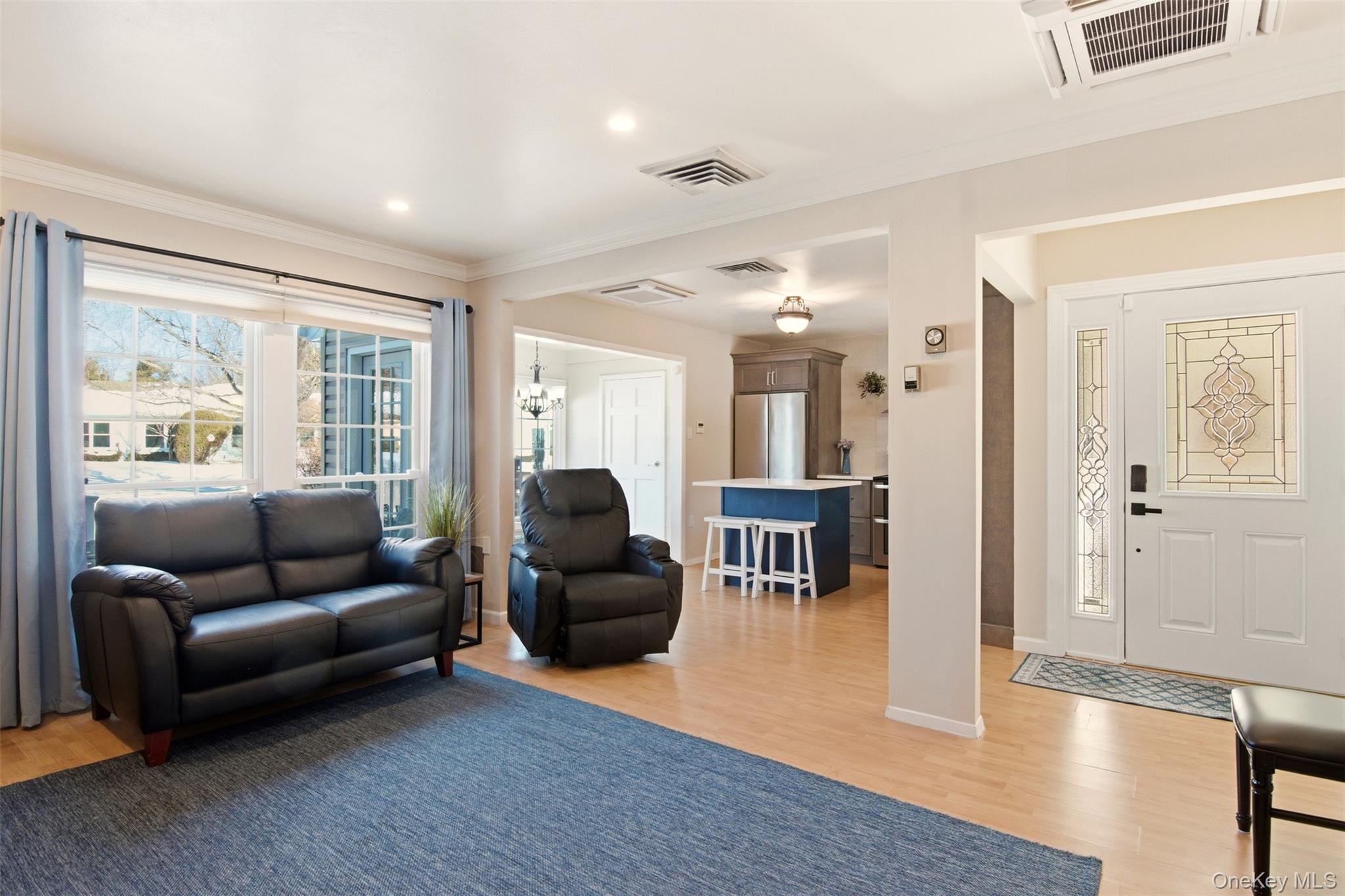 #7 photo, 27 Hearthside Drive, Mount Sinai , NY 11766