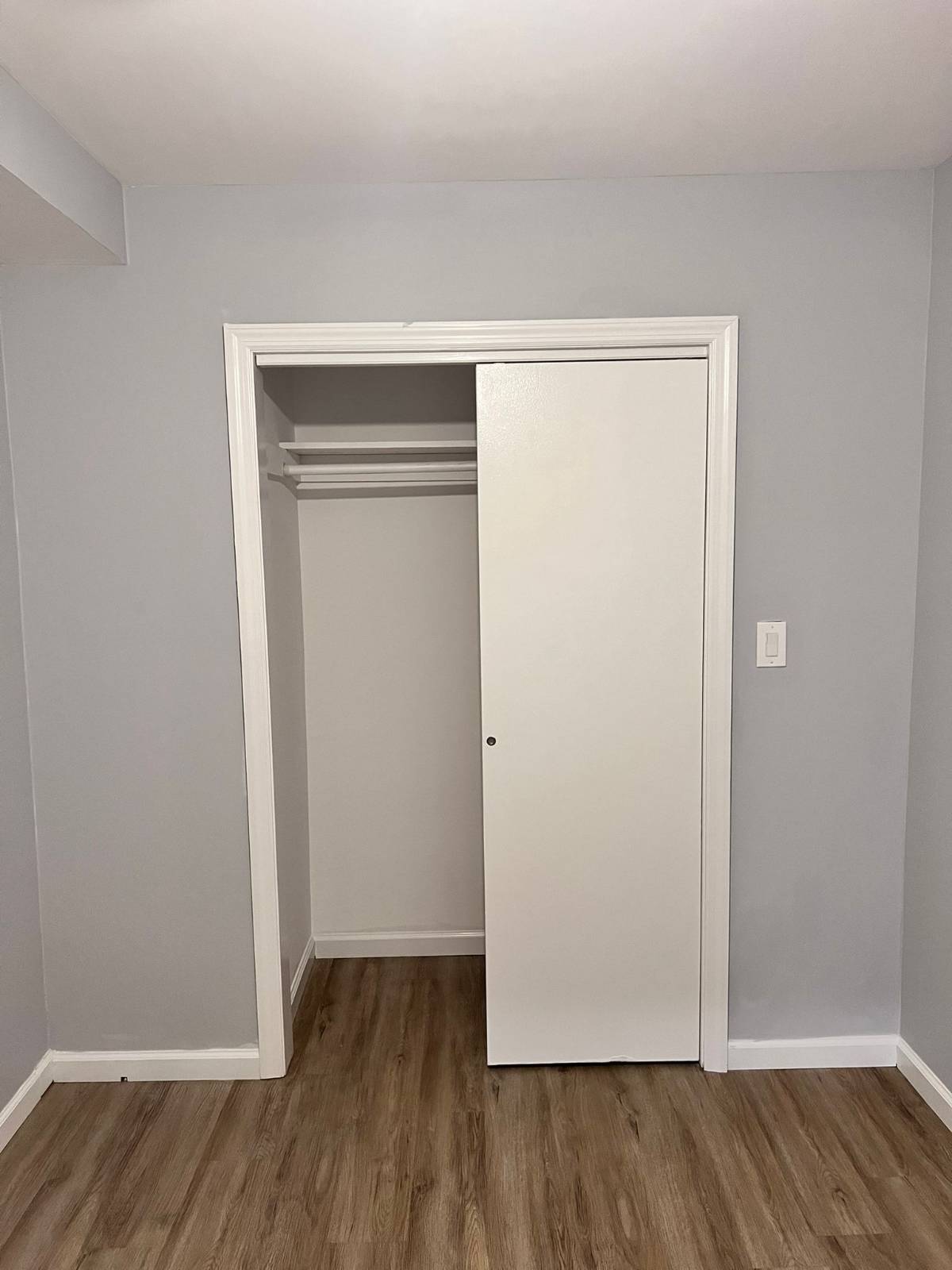 #8 photo, ** Sycamore Ln, Нассау ‖ Levittown , NY 11756