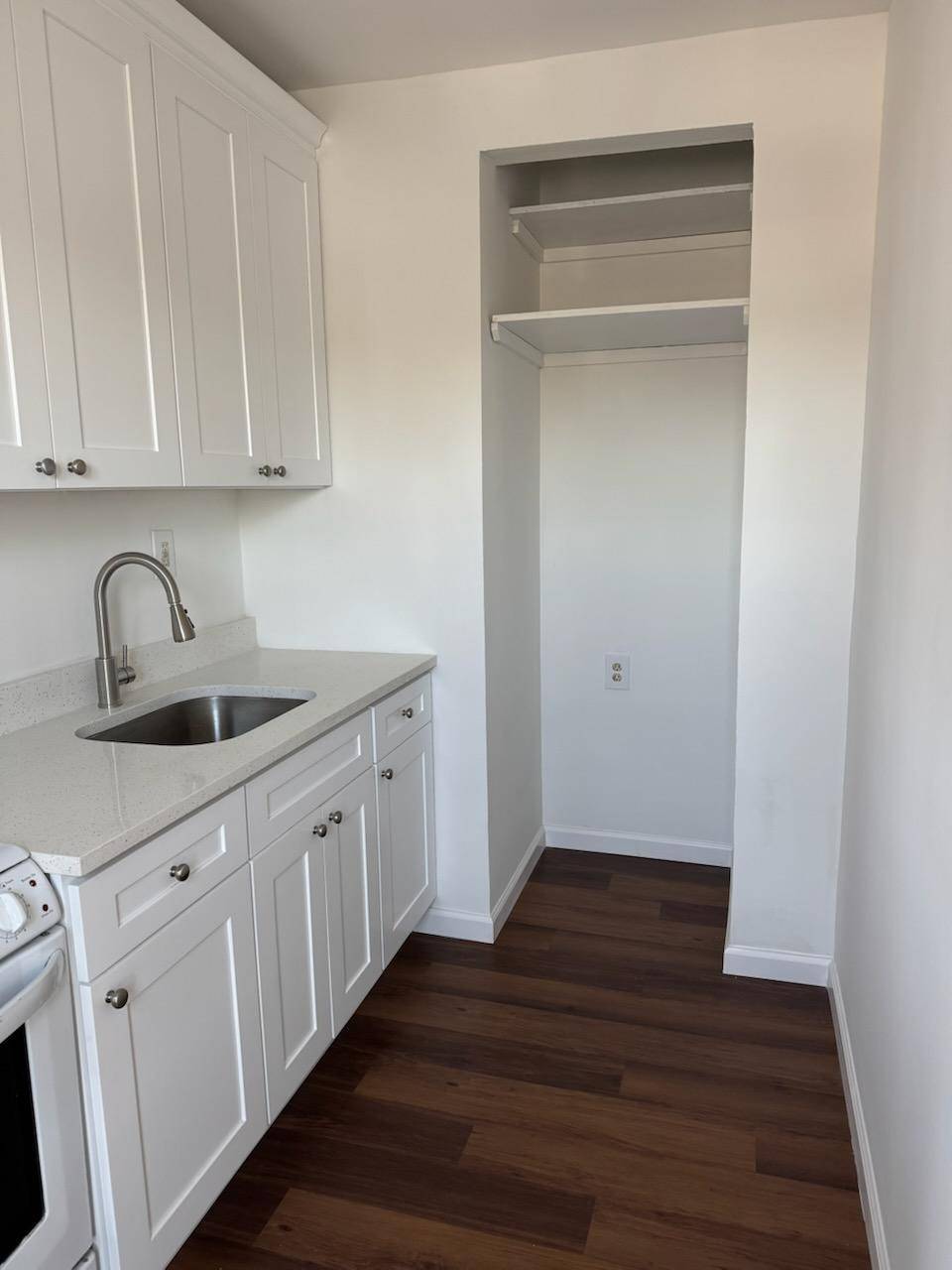 #2 photo, ** New York Avenue, Саффолк ‖ Huntington , NY 11746