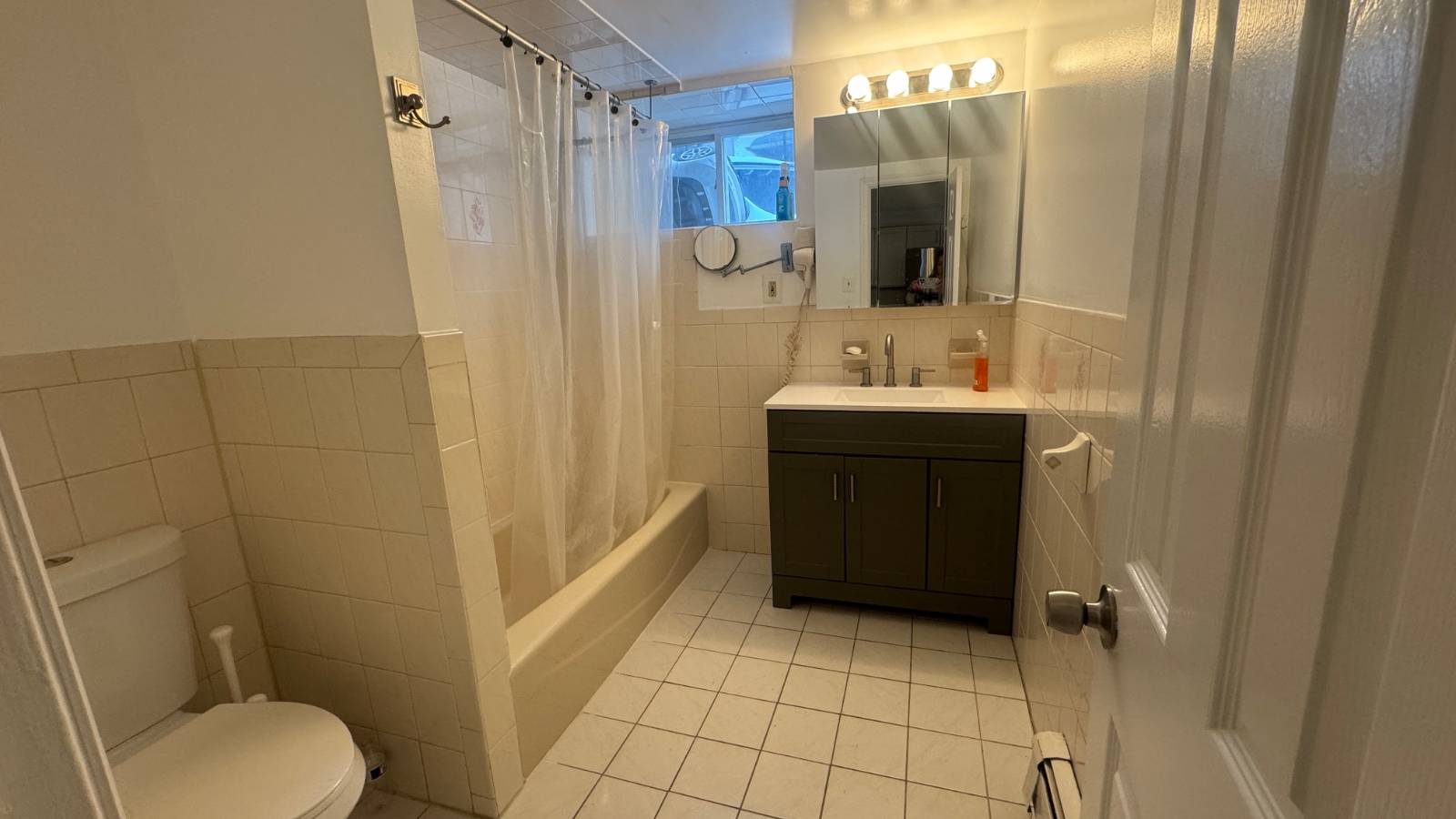 #10 photo, 101 Sterling Ave, #1, Yonkers , NY 10704