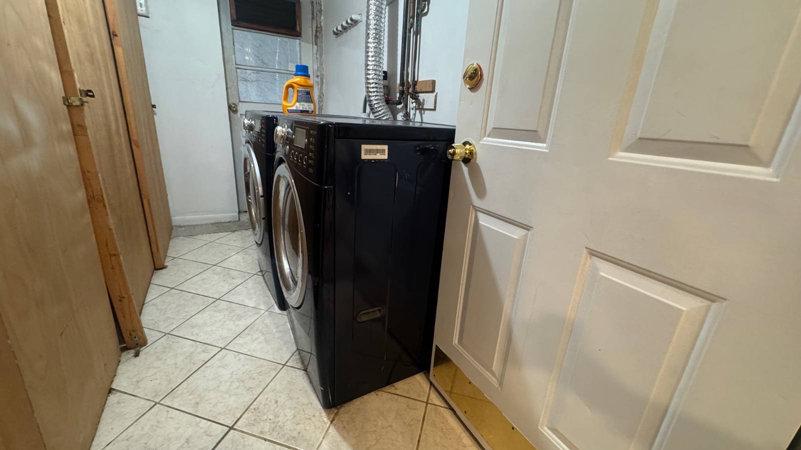 #13 photo, 101 Sterling Ave, #1, Yonkers , NY 10704