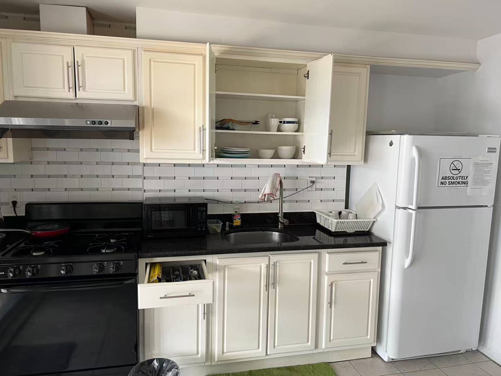 #10 photo, 108-52 63rd Drive, #2, קווינס Forest Hills , NY 11375