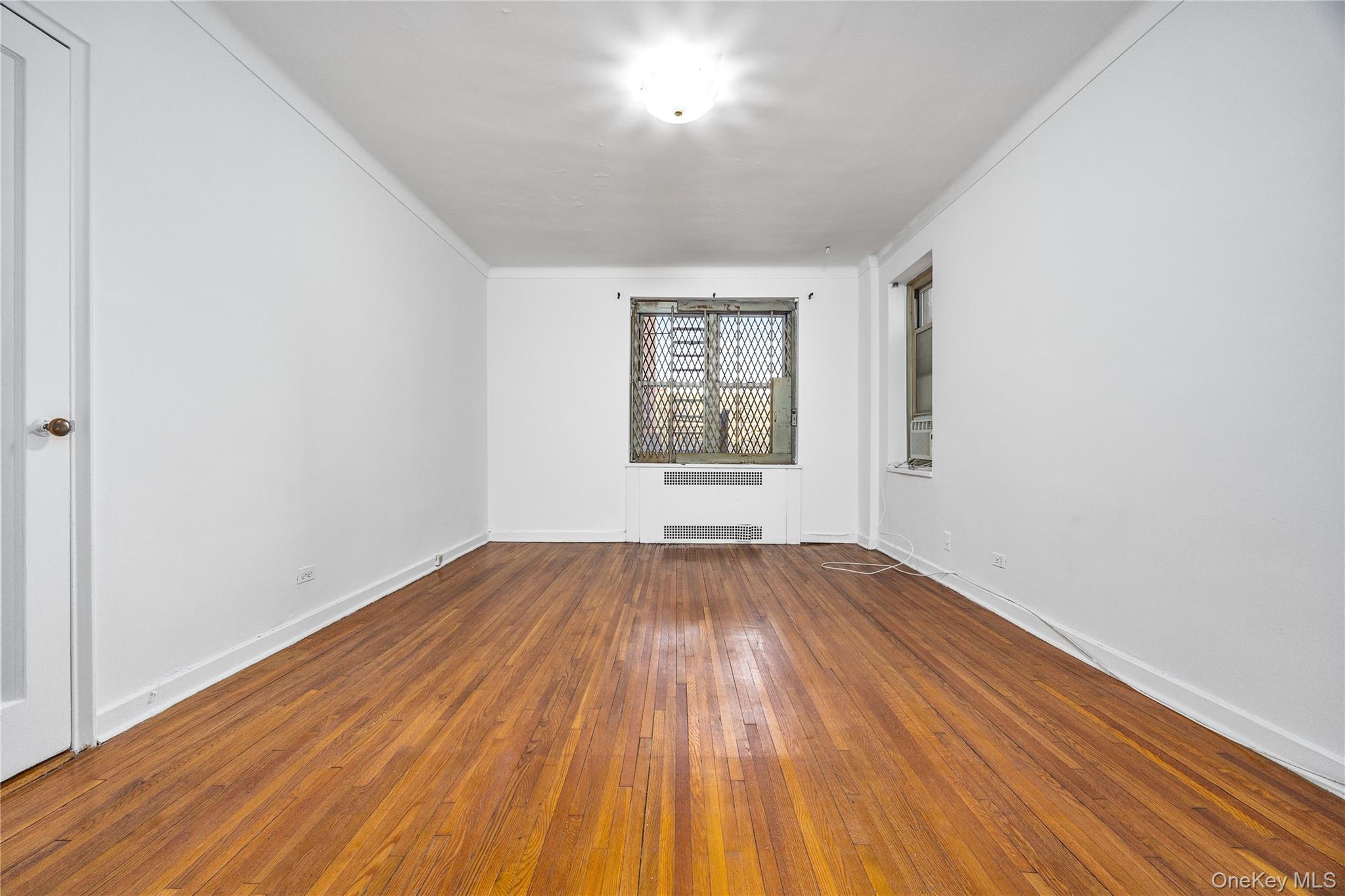 #16 photo, 34-41 85th Street, Куинс ‖ Jackson Heights , NY 11372