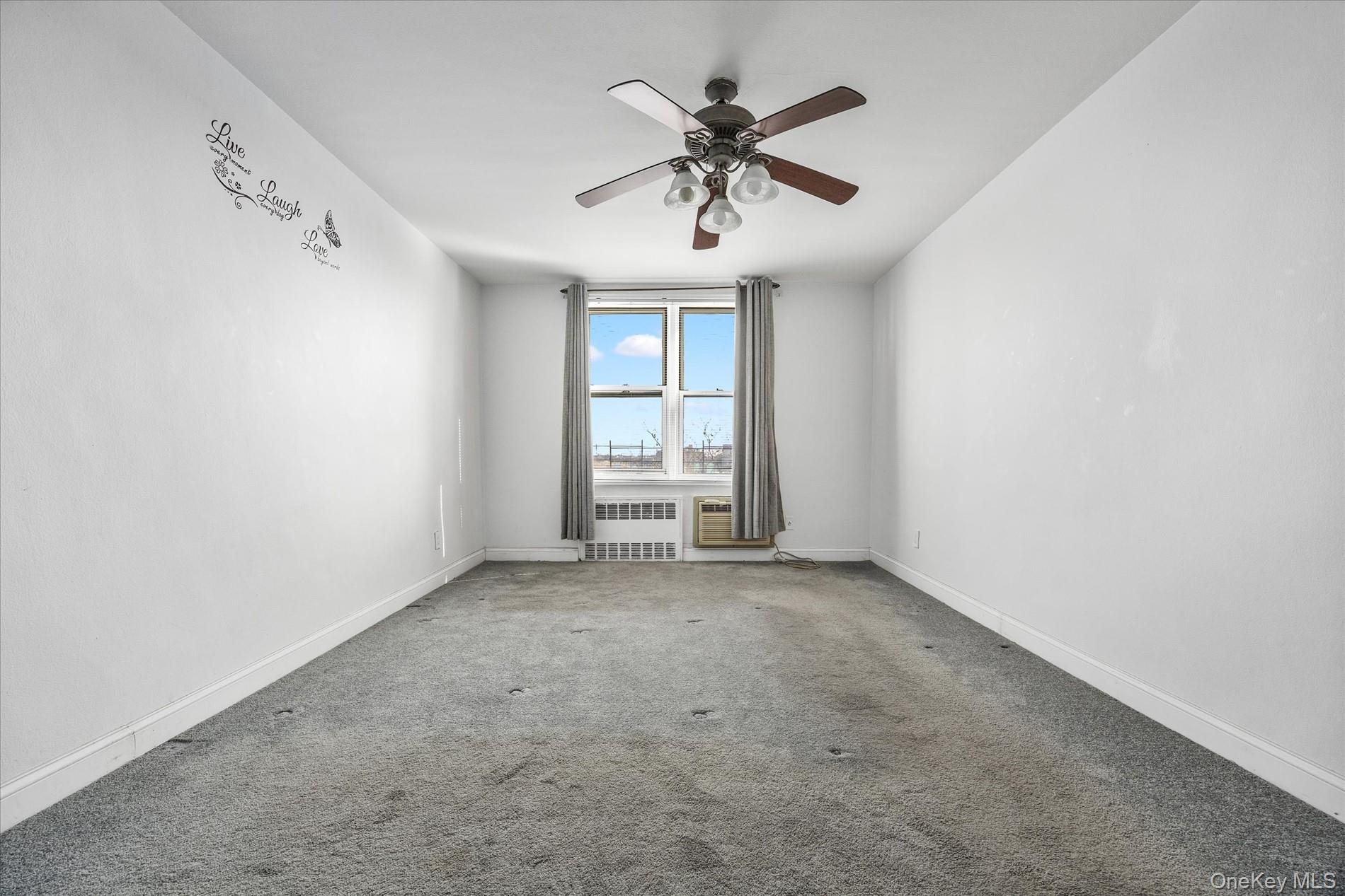 #13 photo, 39-76 57th Street, 皇后区 木边 Woodside , NY 11377