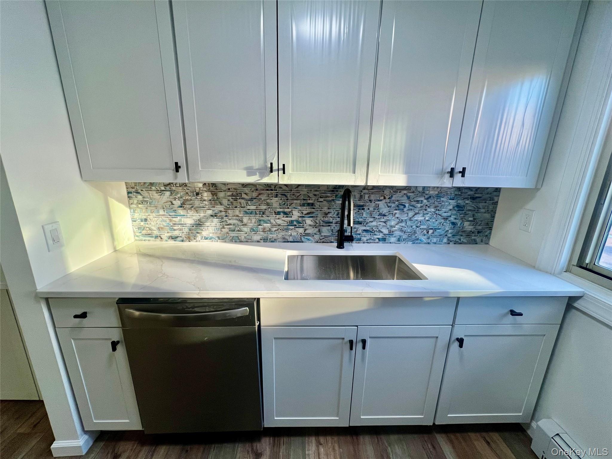 #10 photo, 2449I union Avenue, Islip , NY 11751