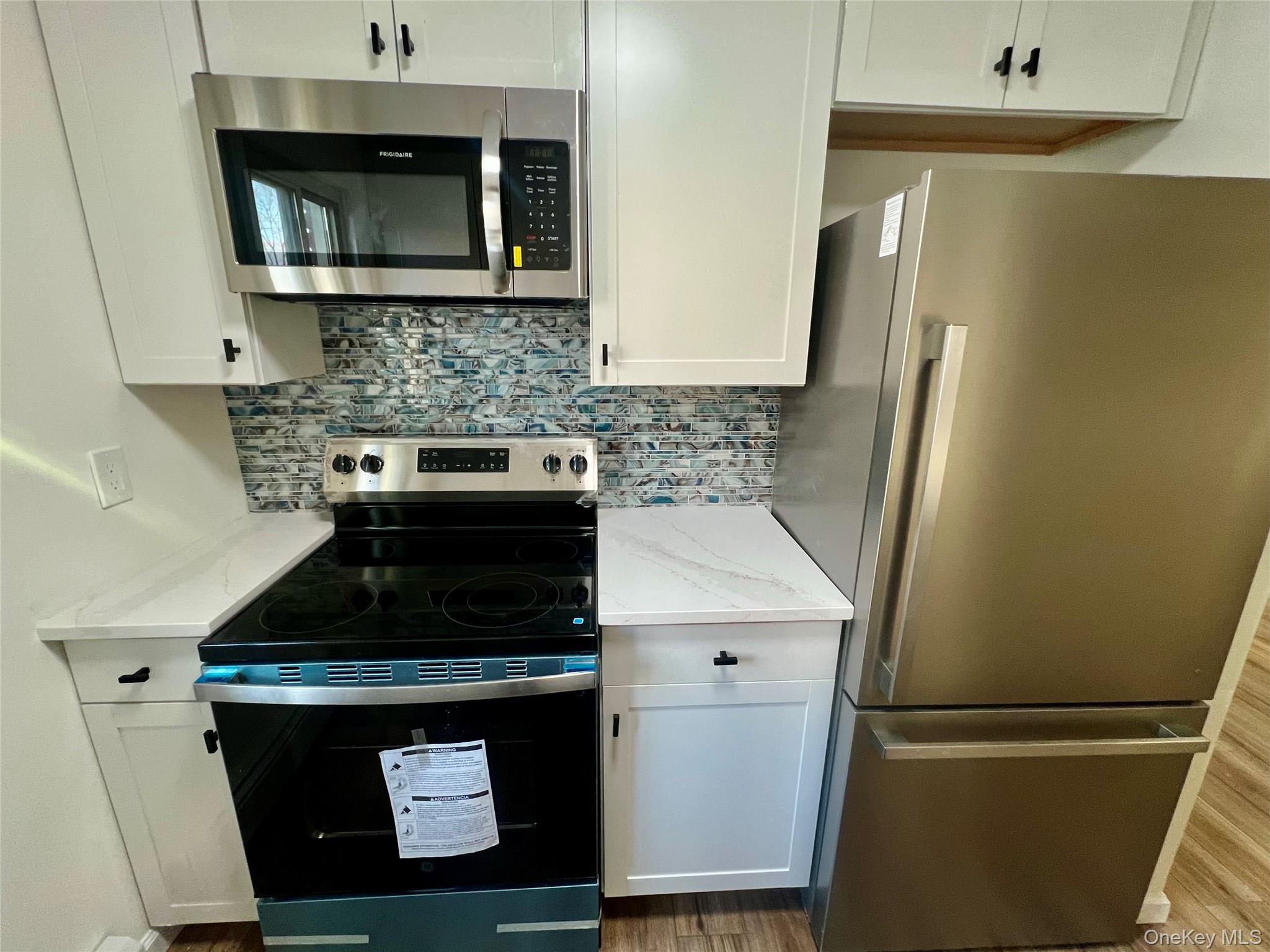 #11 photo, 2449I union Avenue, Islip , NY 11751