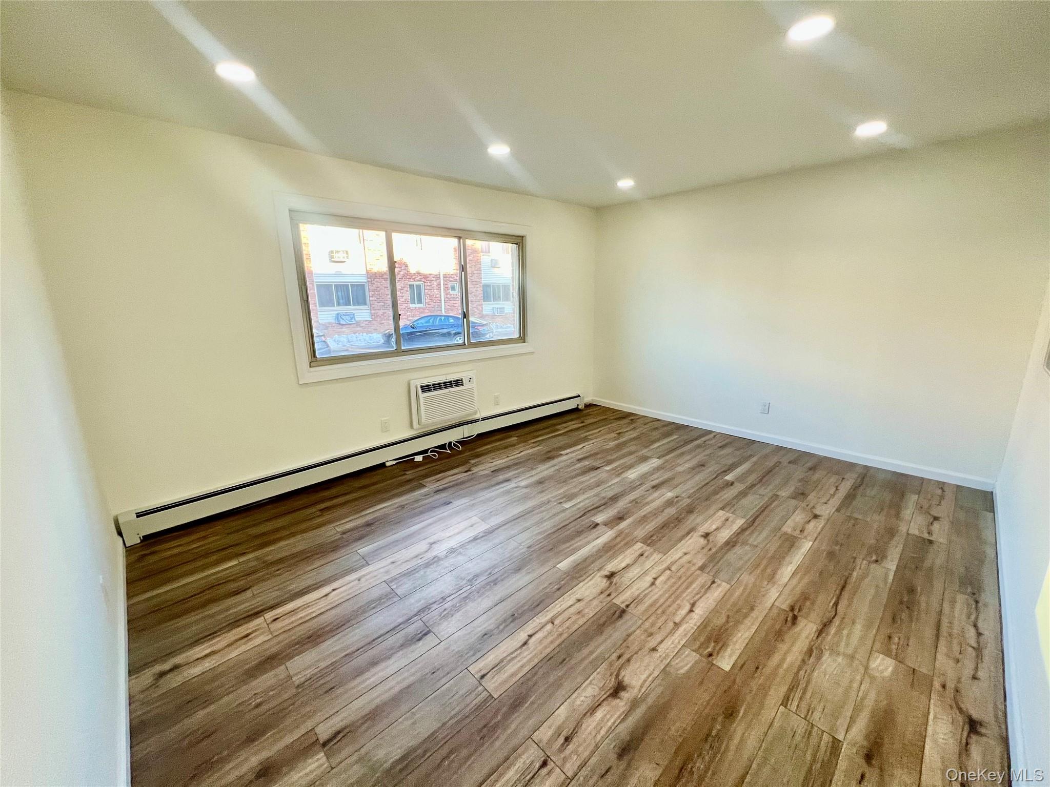 #12 photo, 2449I union Avenue, Islip , NY 11751