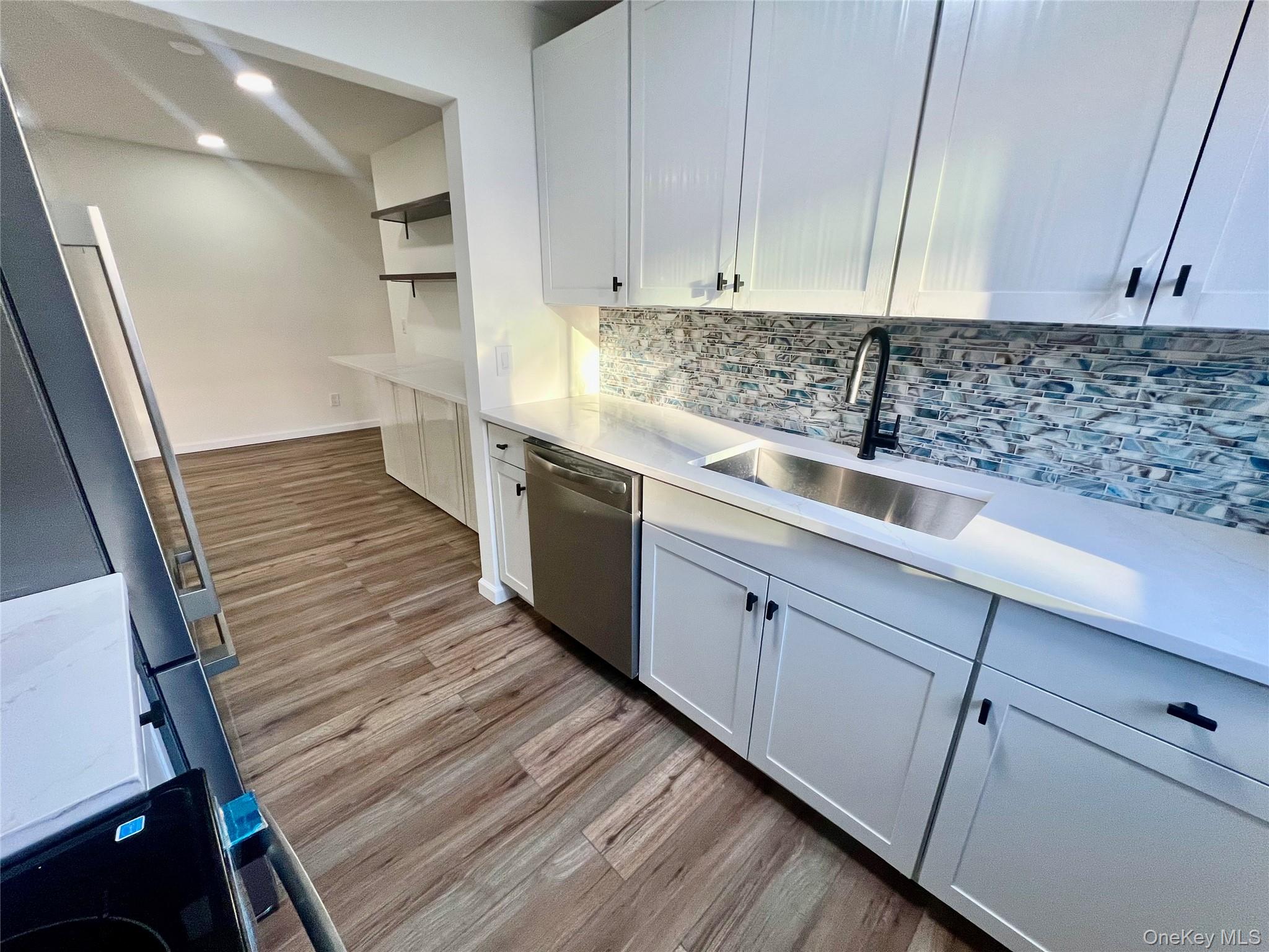 #7 photo, 2449I union Avenue, Islip , NY 11751