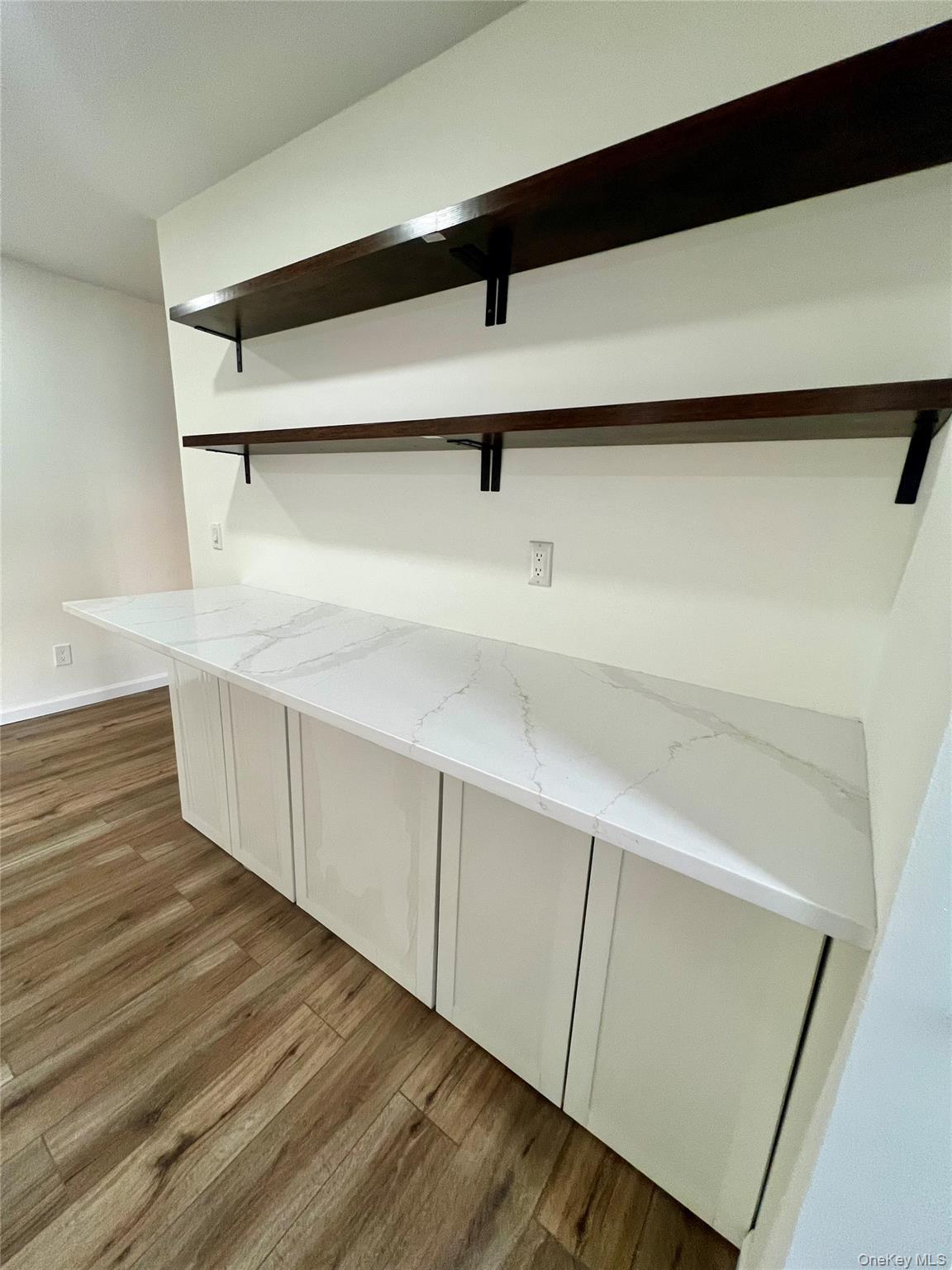 #9 photo, 2449I union Avenue, Islip , NY 11751