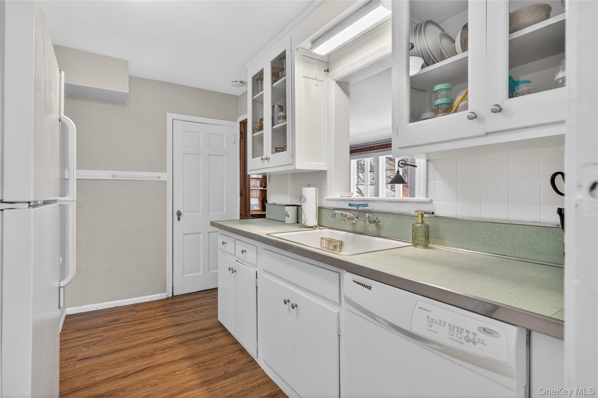 #12 photo, 29 Babylon Turnpike, Нассау ‖ Merrick , NY 11566