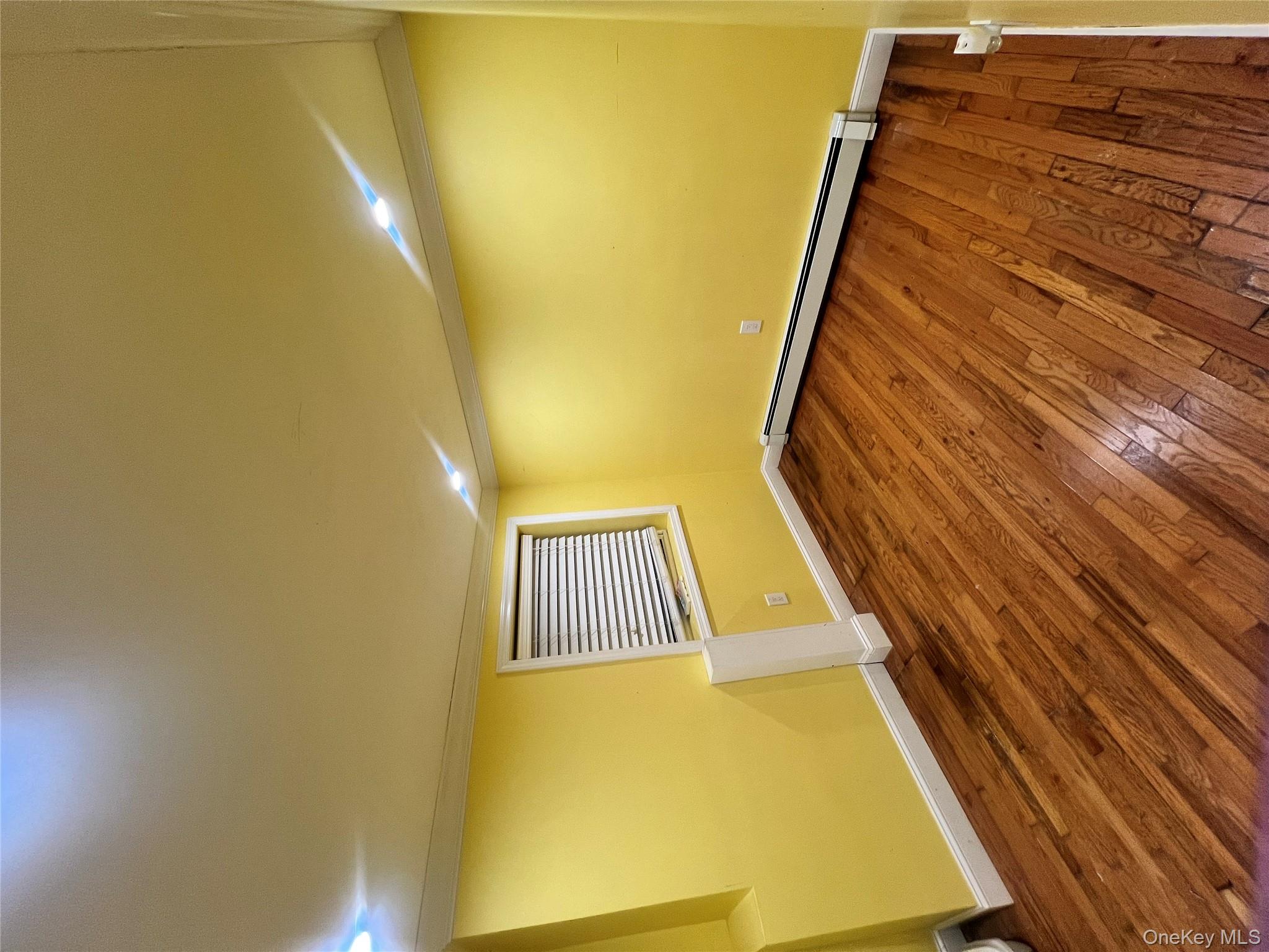 #11 photo, 35 Essex Drive, Coram , NY 11727