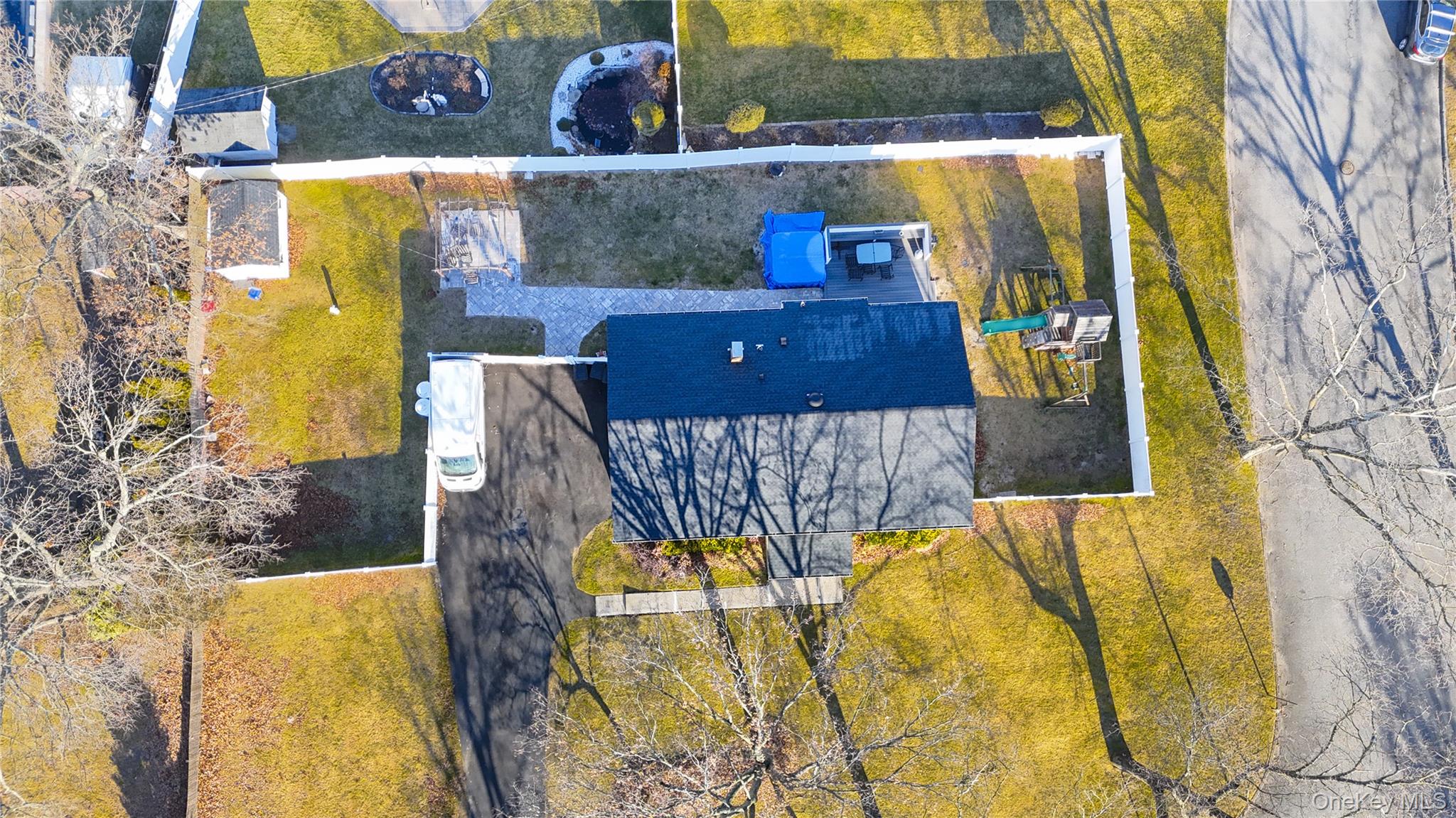 #2 photo, 35 Essex Drive, Coram , NY 11727