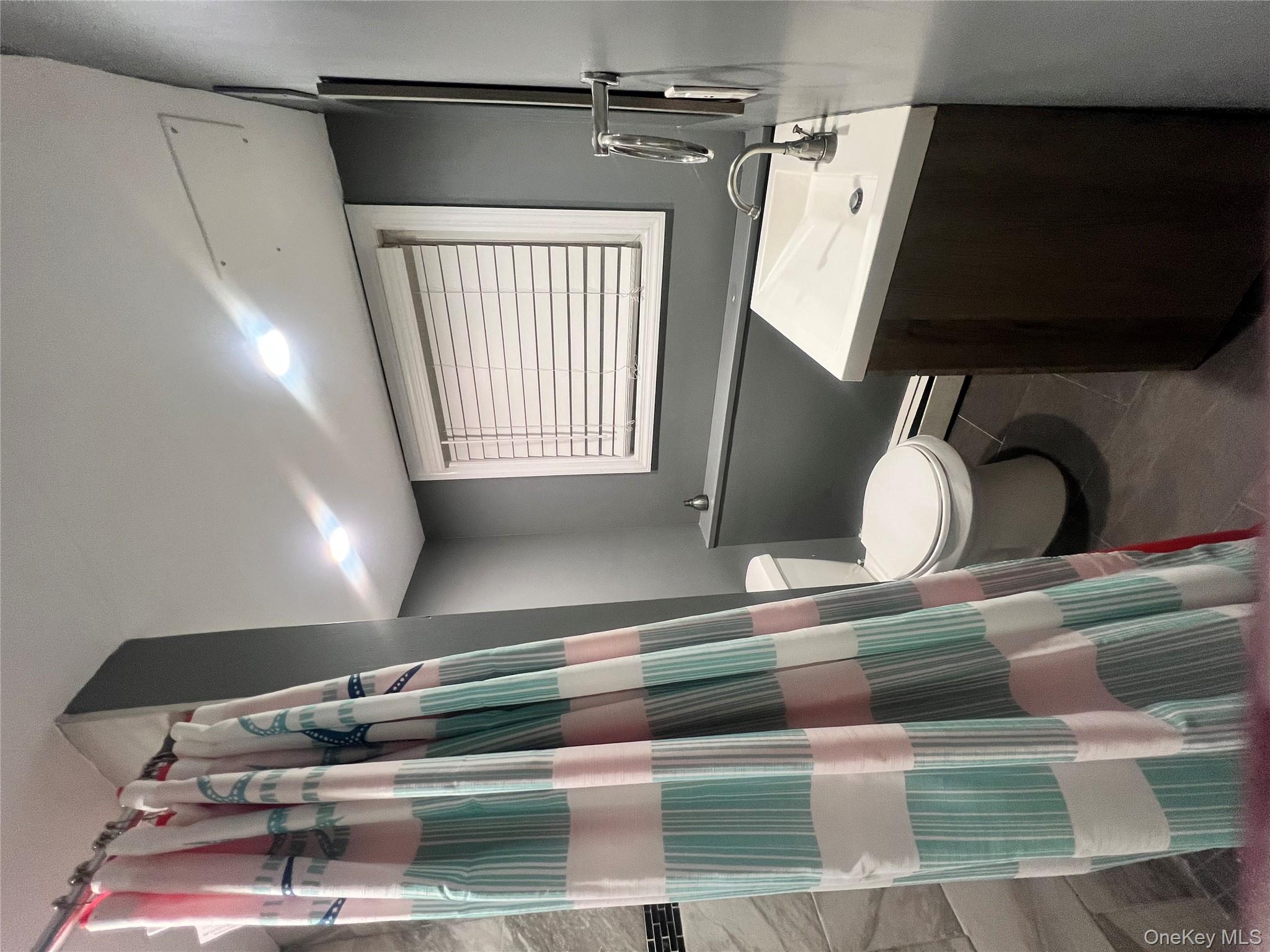 #4 photo, 35 Essex Drive, Coram , NY 11727