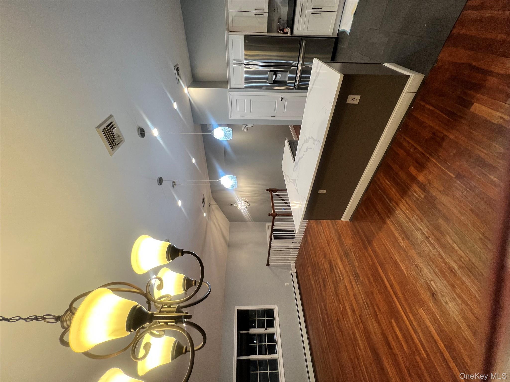 #7 photo, 35 Essex Drive, Coram , NY 11727