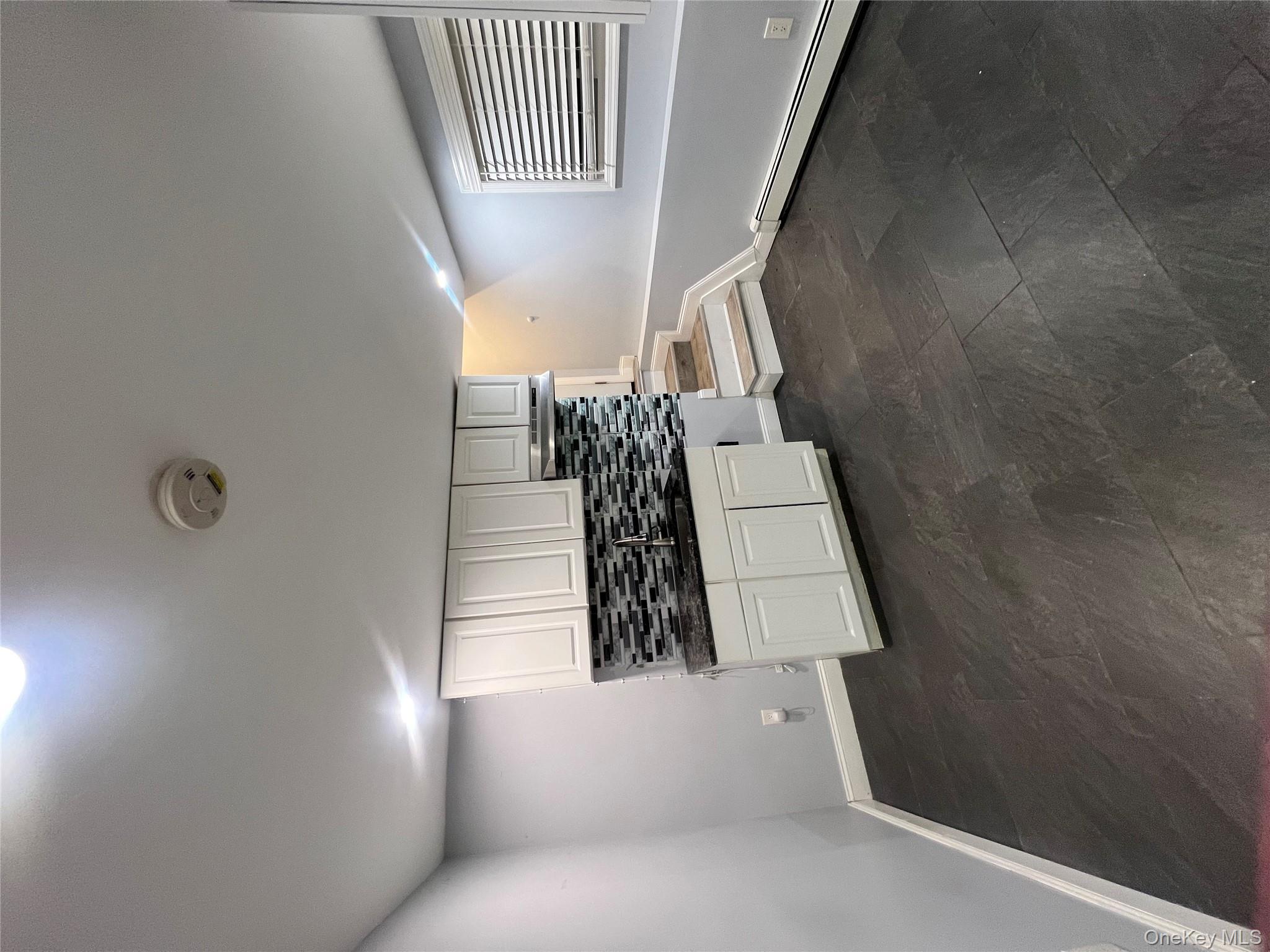 #8 photo, 35 Essex Drive, Coram , NY 11727