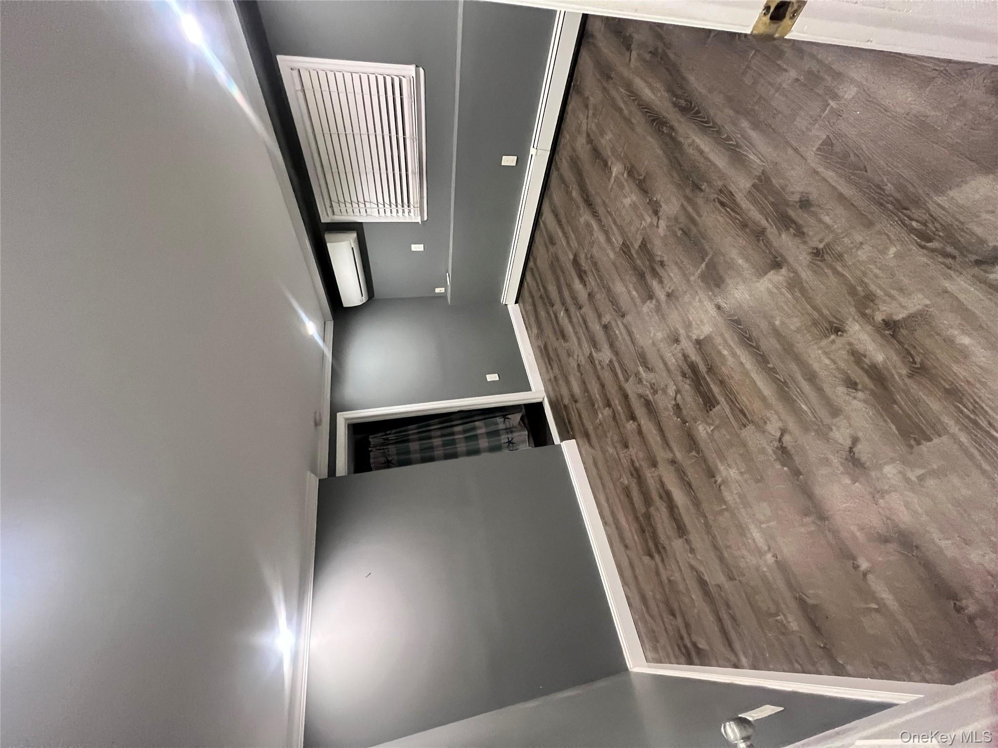 #9 photo, 35 Essex Drive, Coram , NY 11727