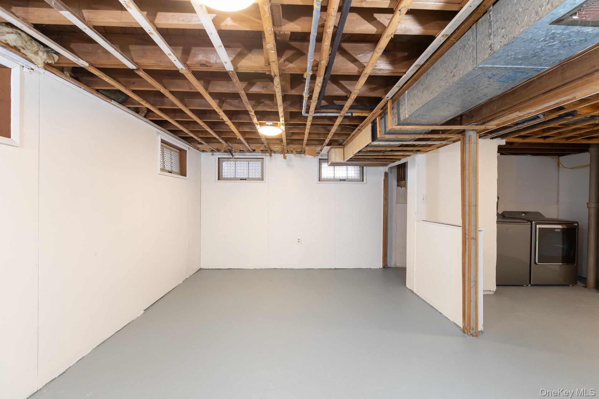 #13 photo, 3 Exeter Road, 东长岛 East Patchogue , NY 11772