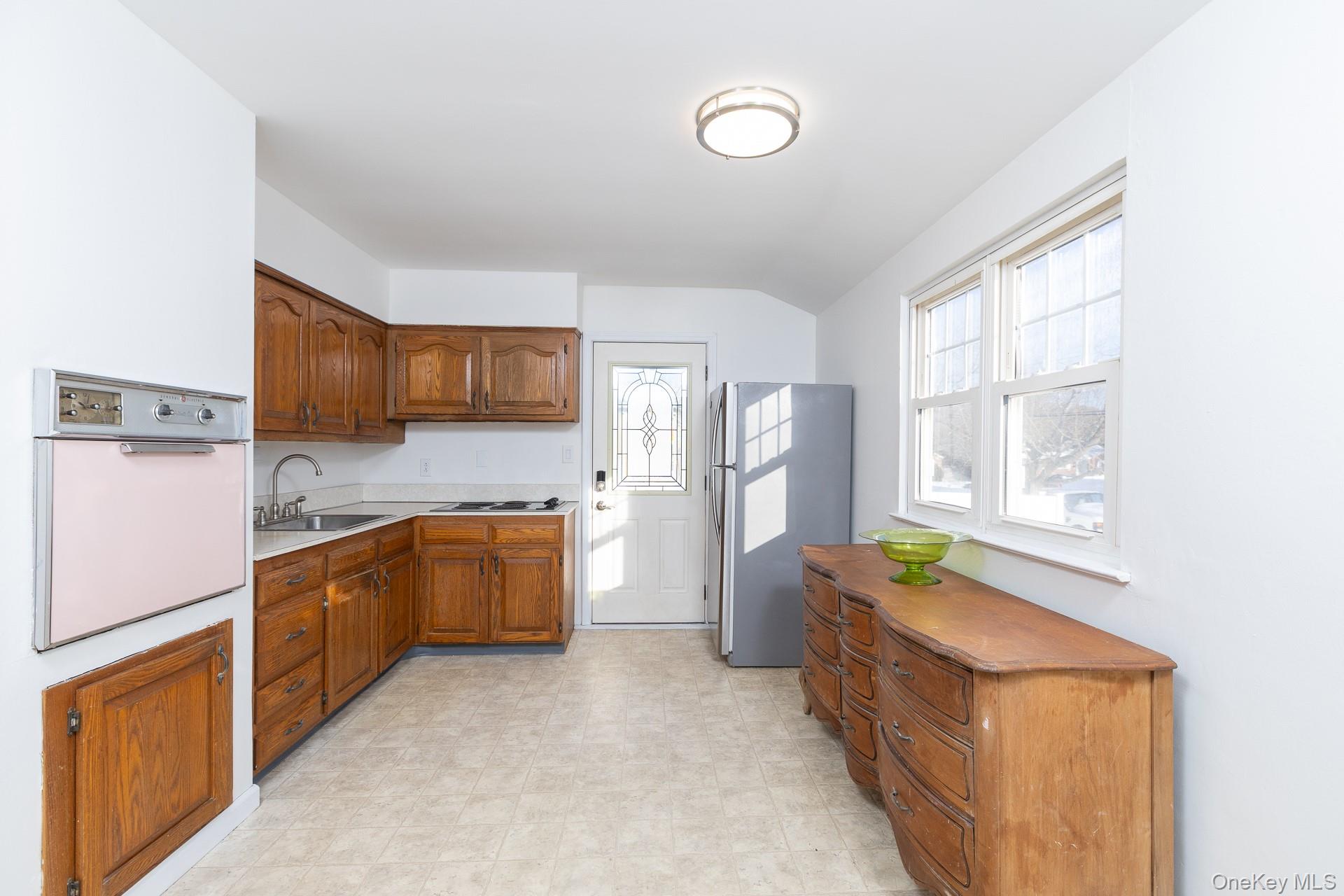 #2 photo, 3 Exeter Road, 东长岛 East Patchogue , NY 11772