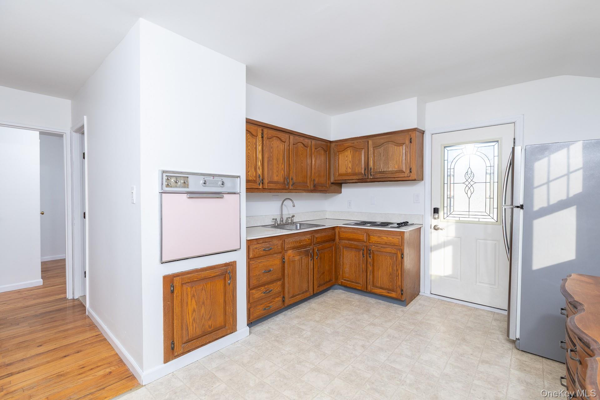 #3 photo, 3 Exeter Road, 东长岛 East Patchogue , NY 11772