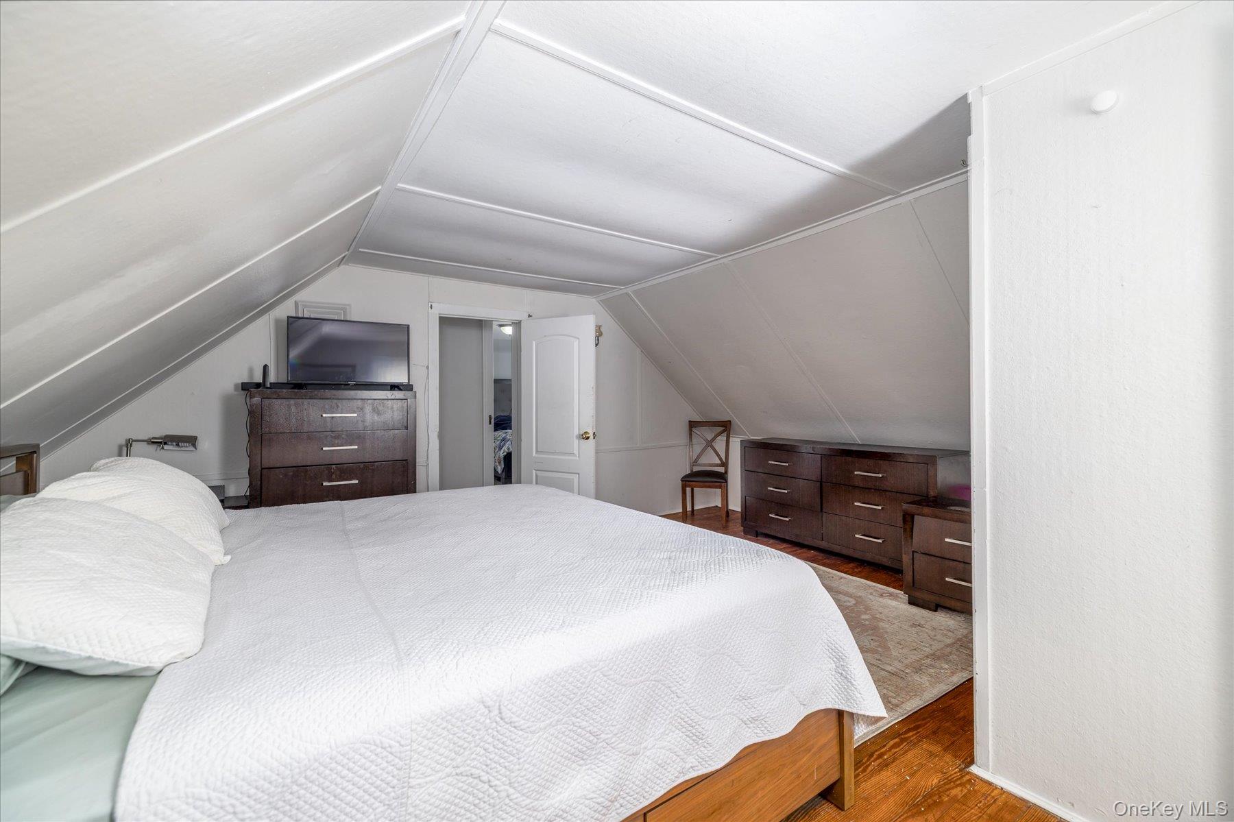 #19 photo, 982 Adams Street, Нассау ‖ Baldwin , NY 11510