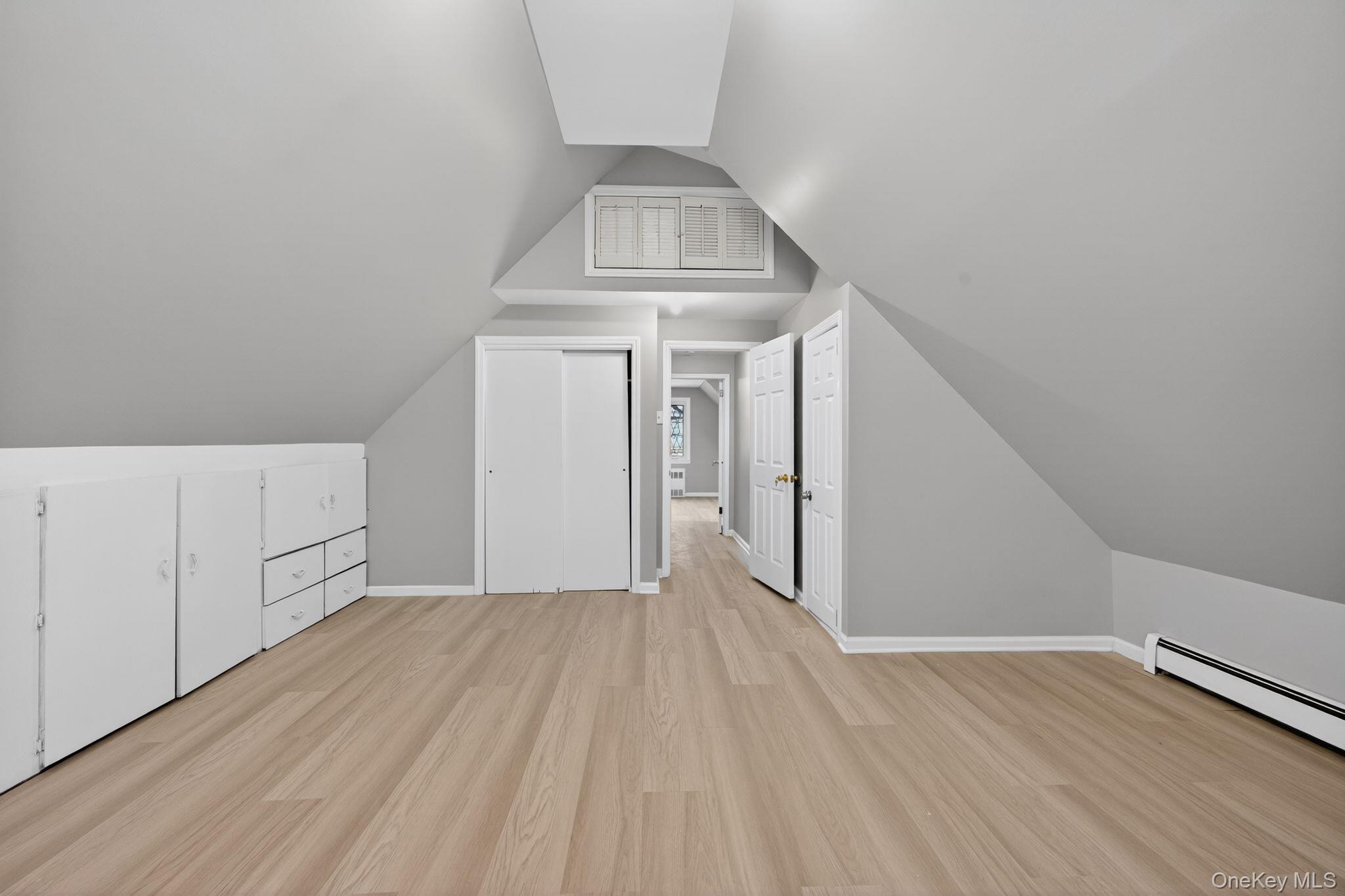 #19 photo, 10424 208th Street, Queens Village , NY 11429