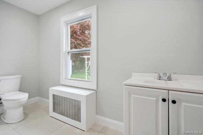 #12 photo, 1030 Glen Cove Avenue, מחוז נסאו Glen Head , NY 11545