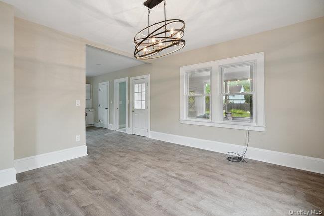 #2 photo, 1030 Glen Cove Avenue, מחוז נסאו Glen Head , NY 11545