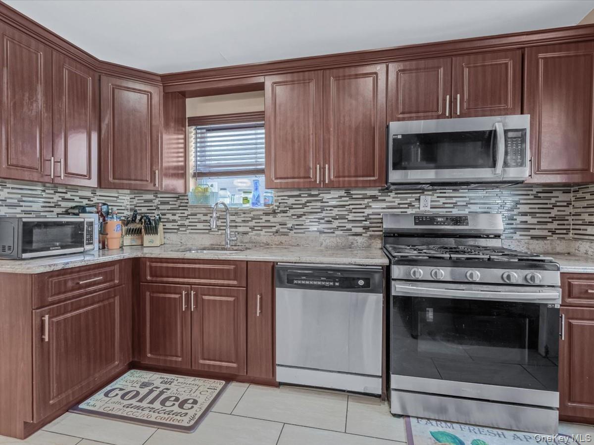 #9 photo, 240-15 Mayda Road, Rosedale , NY 11422