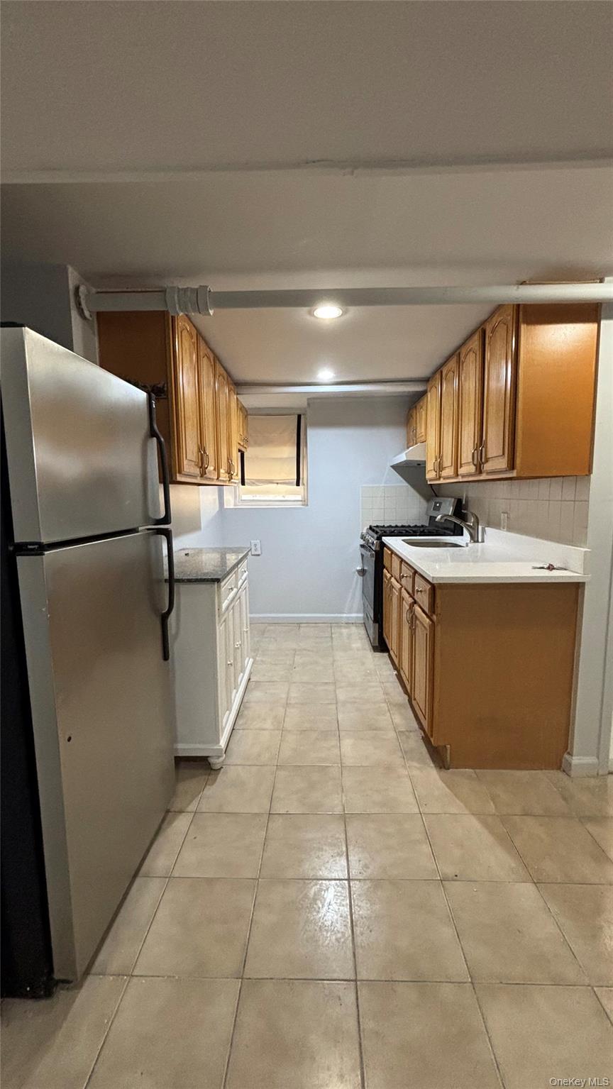 #3 photo, 1527 E 172nd Street, Bronx , NY 10472