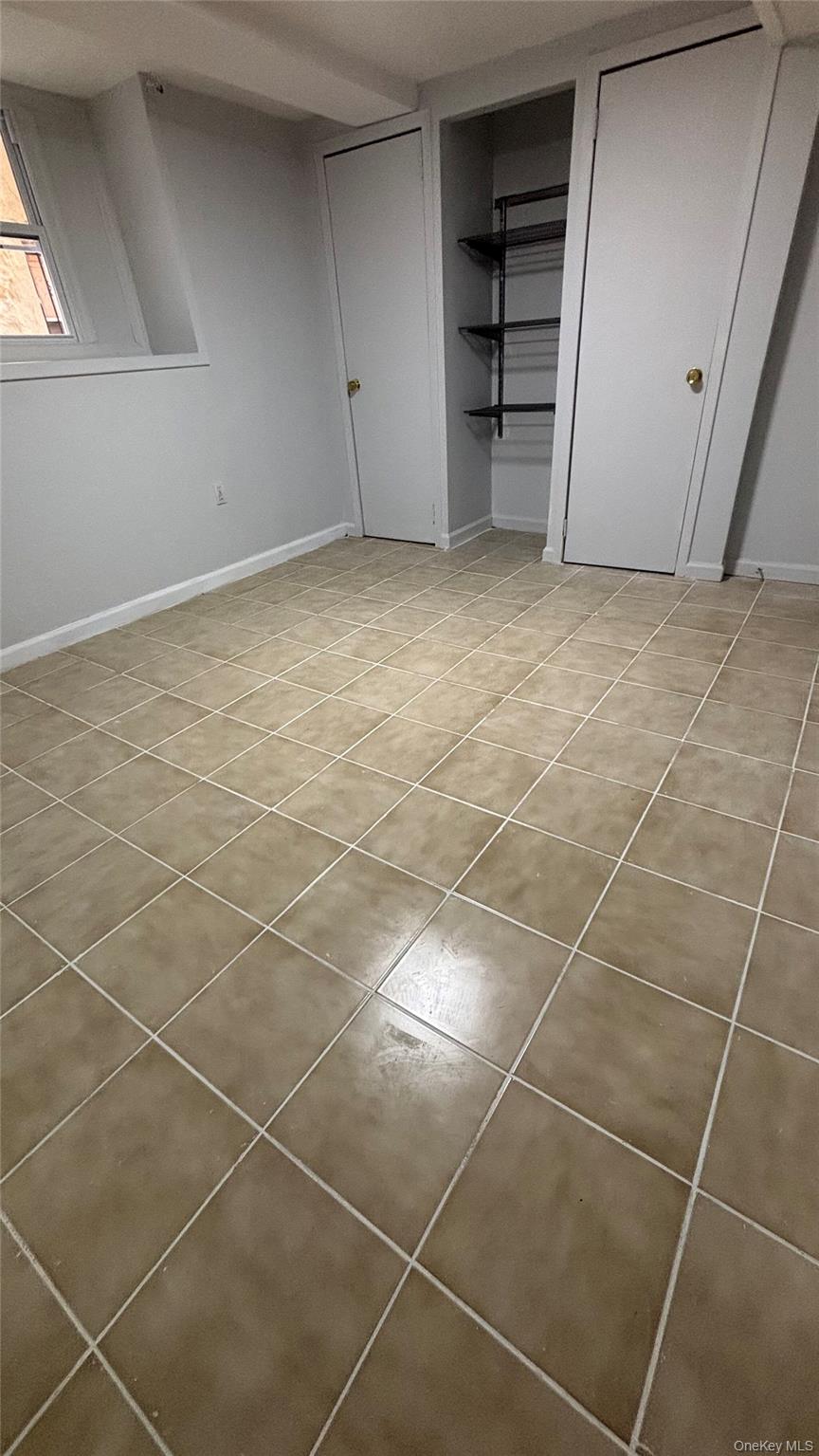 #4 photo, 1527 E 172nd Street, Bronx , NY 10472