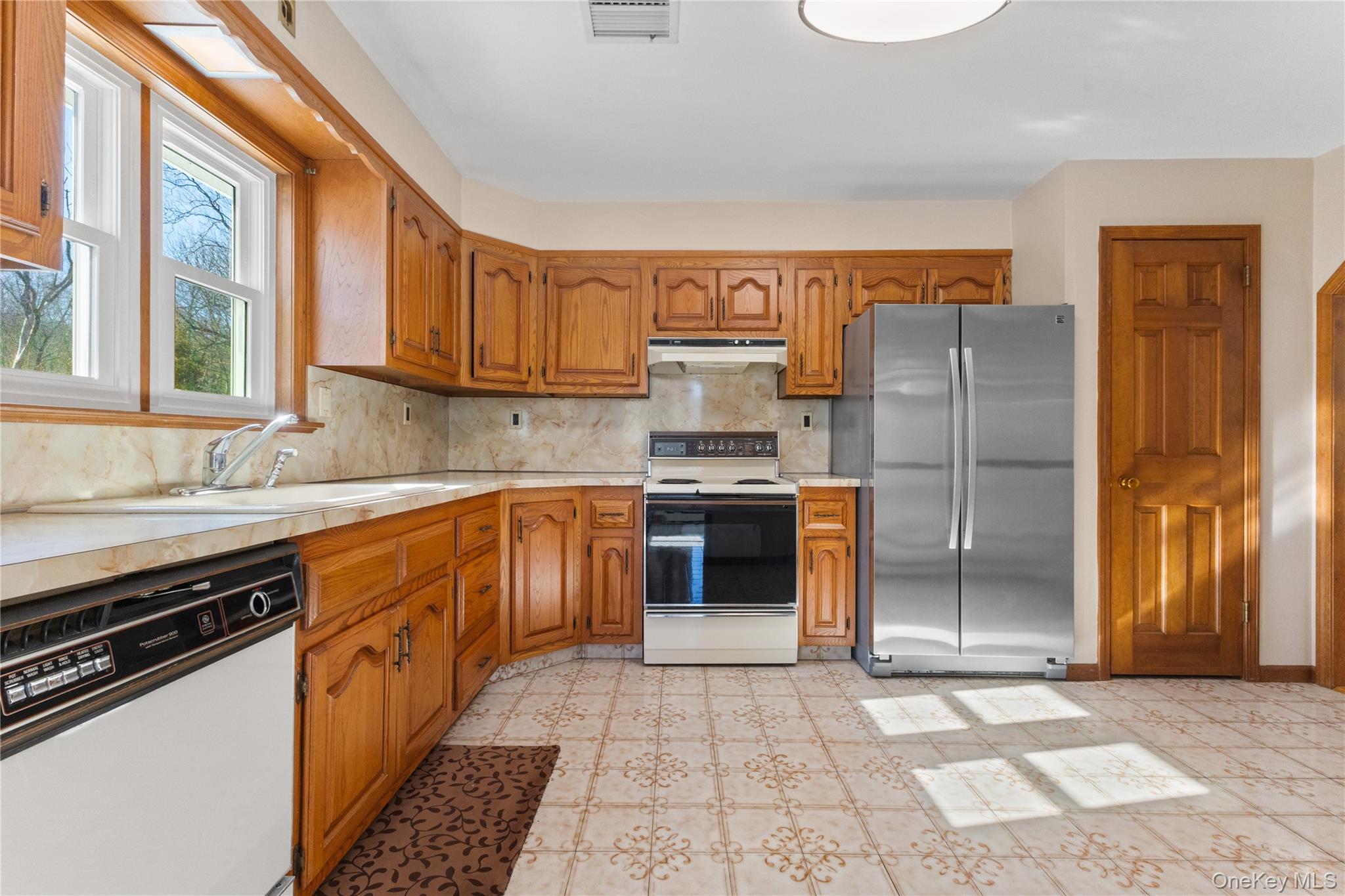 #19 photo, 7 Cimarron Road, Putnam Valley , NY 10579