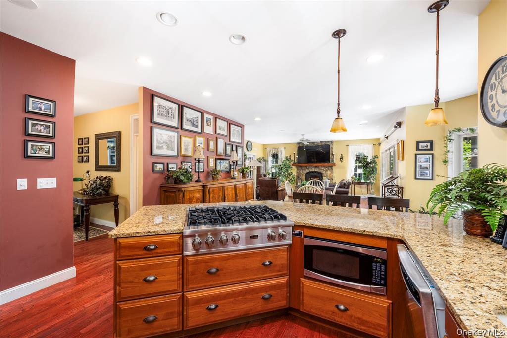 #12 photo, 6 Old Town Road, Beacon , NY 12508