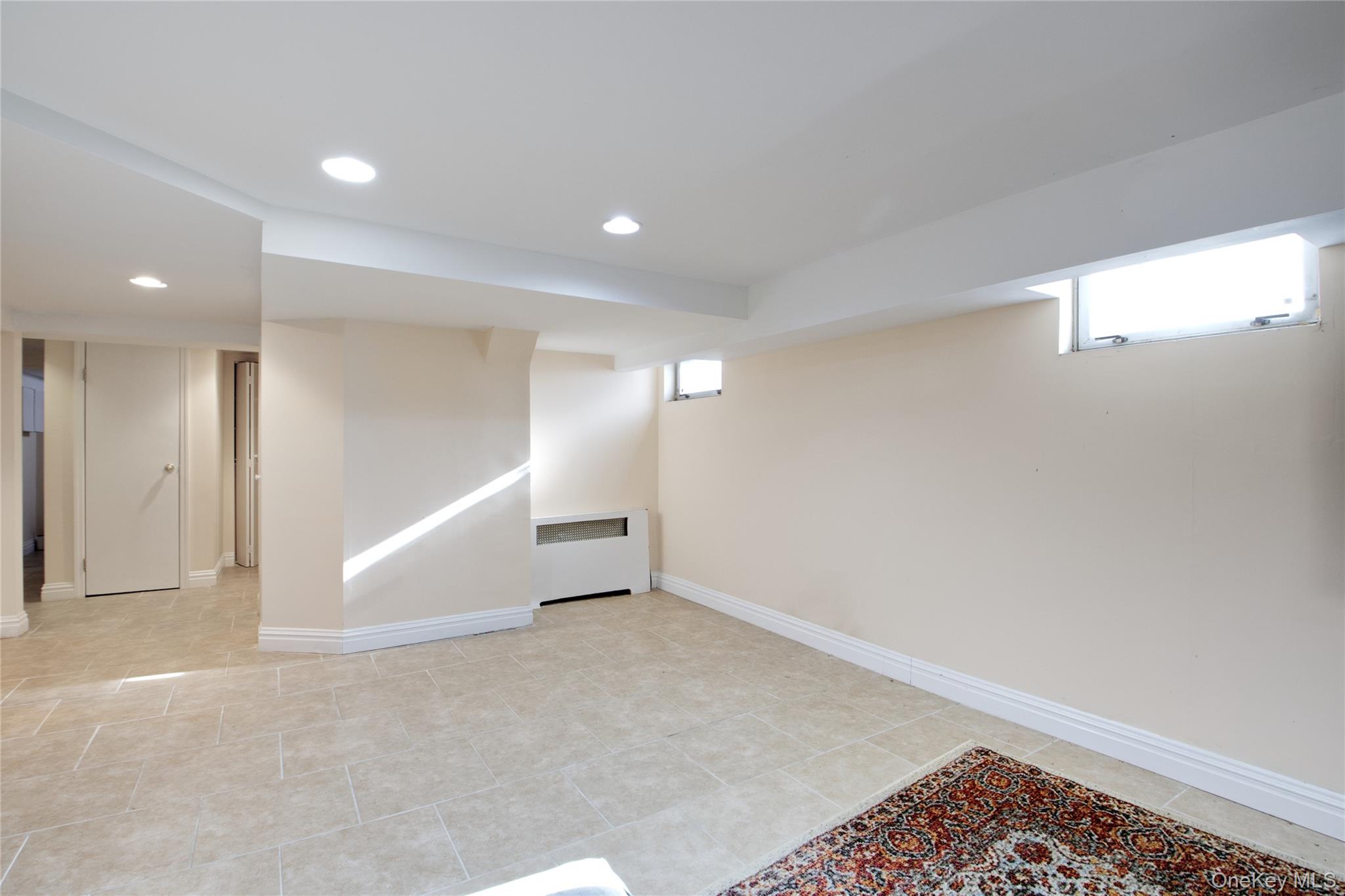 #17 photo, 26 Midland Road, East Hills , NY 11577