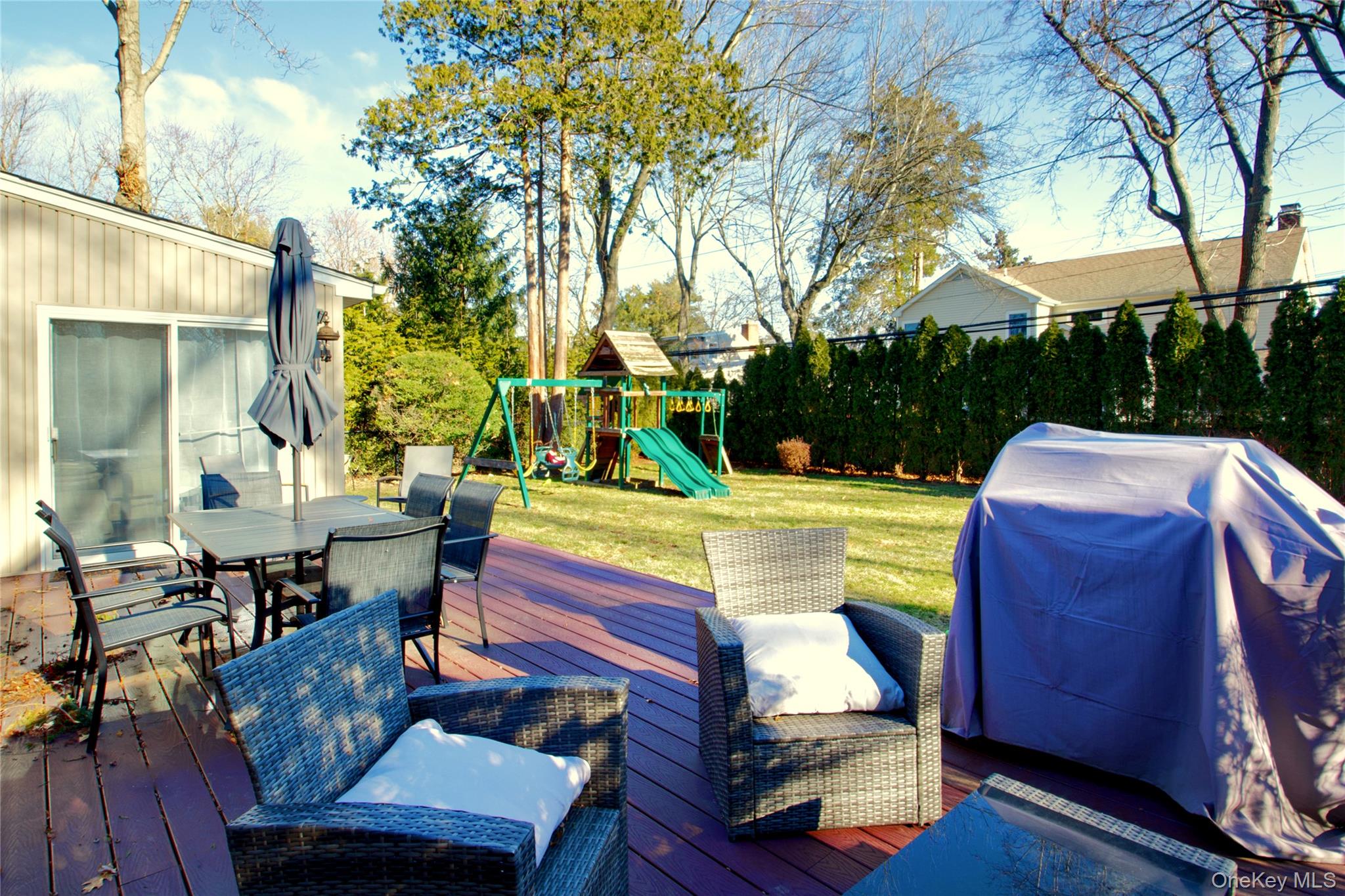 #19 photo, 26 Midland Road, East Hills , NY 11577