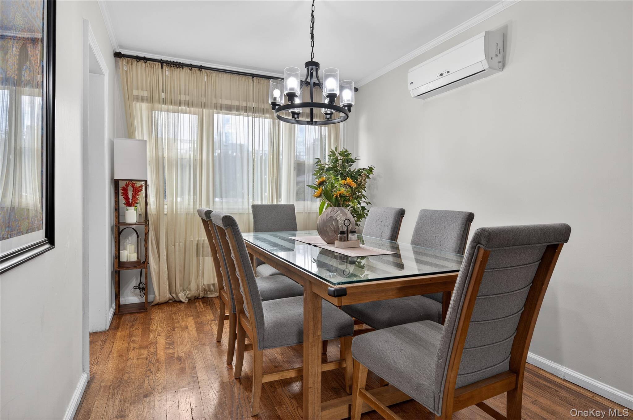 #5 photo, 867 Duncan Drive, Westbury , NY 11590