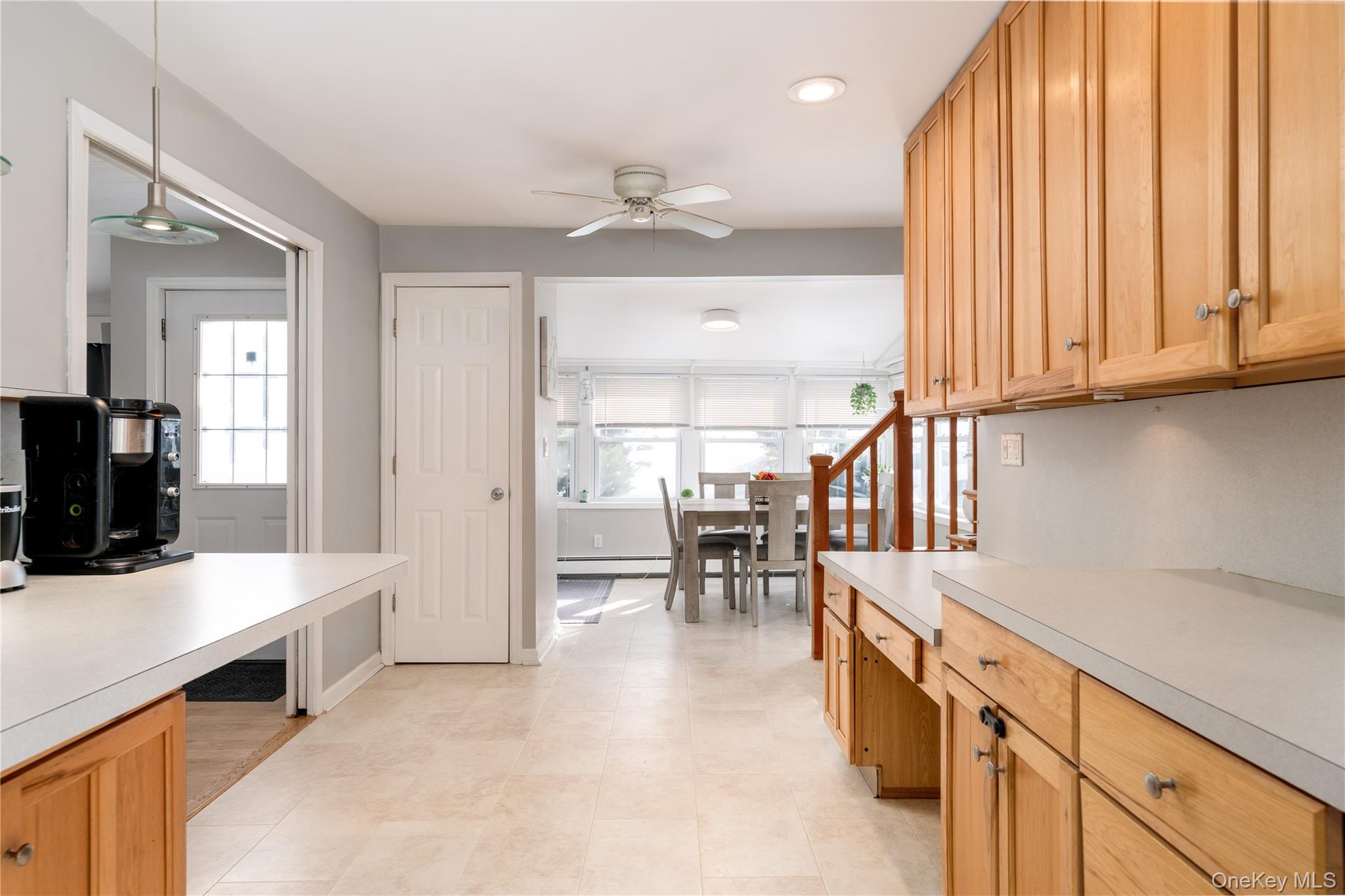 #10 photo, 19 Belmont Road, सफ़ोक काउंटी Sound Beach , NY 11789